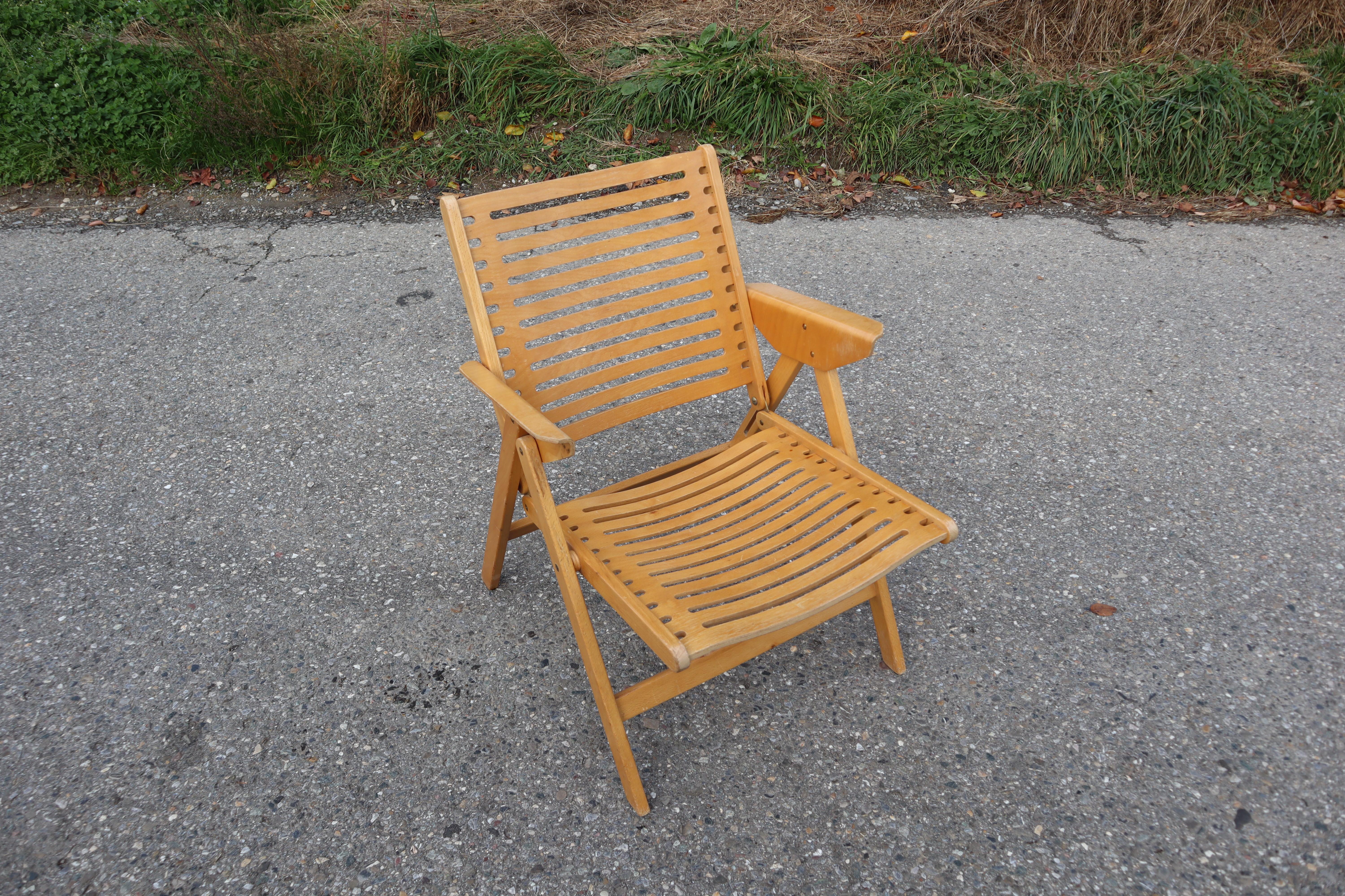 5 Vintage Niko Kralj Folding Plywood Armchairs, Slovenia, 1950s In Good Condition For Sale In Grand Cayman, KY