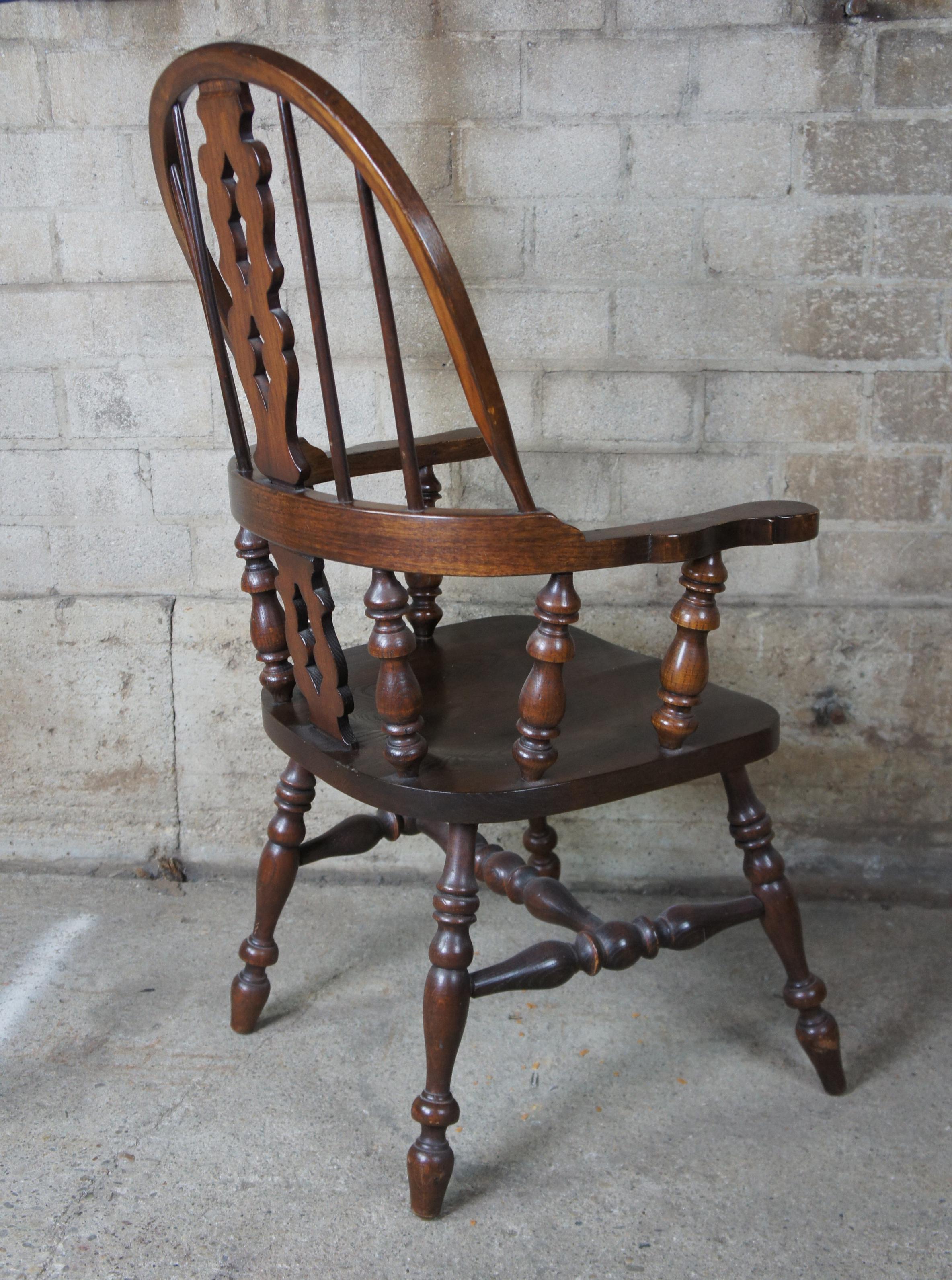 8 Vintage Pennsylvania House English Windsor Brace Back Oak Dining Chairs 3