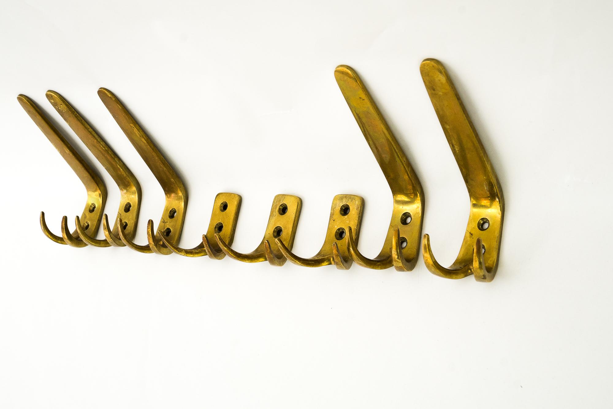 8 Wall Hooks, Vienna, Around 1950s For Sale 2