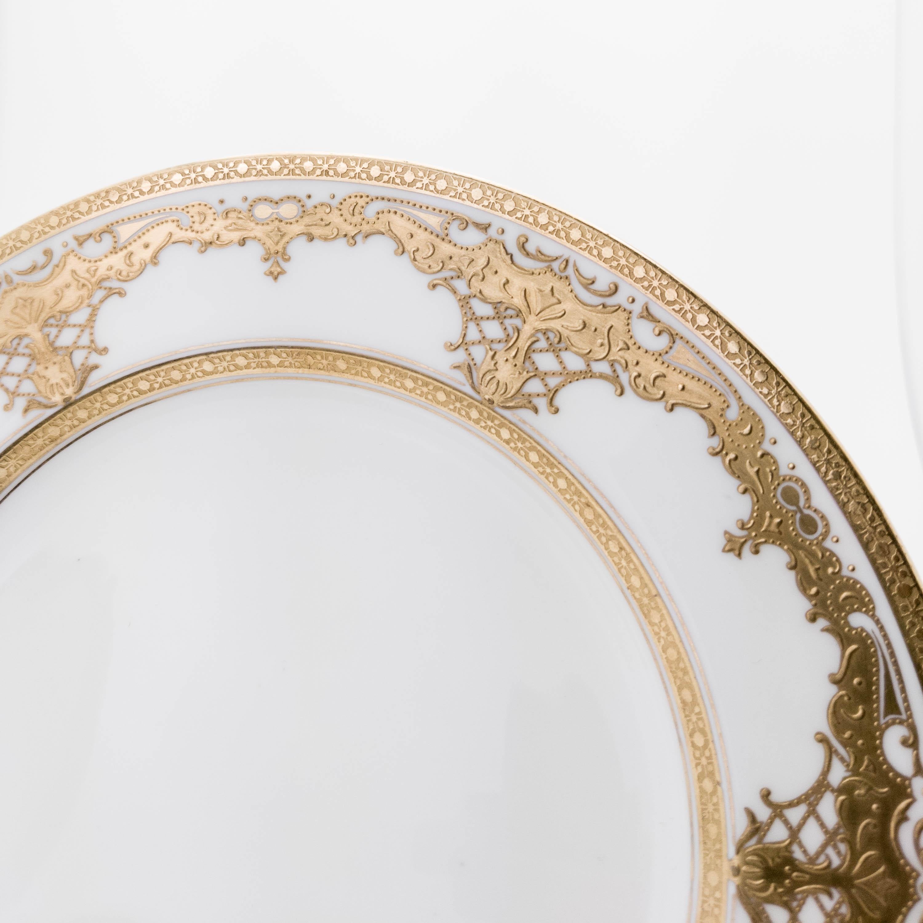 white and gold dessert plates