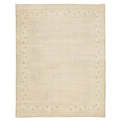 8 x 10 Alfombra Persa Antigua de Lana Tabriz Hecha a Mano en Beige con Motivo Allover 8 x 10 Alfombra Persa Antigua de Lana Tabriz Hecha a Mano en Beige con Motivo Allover