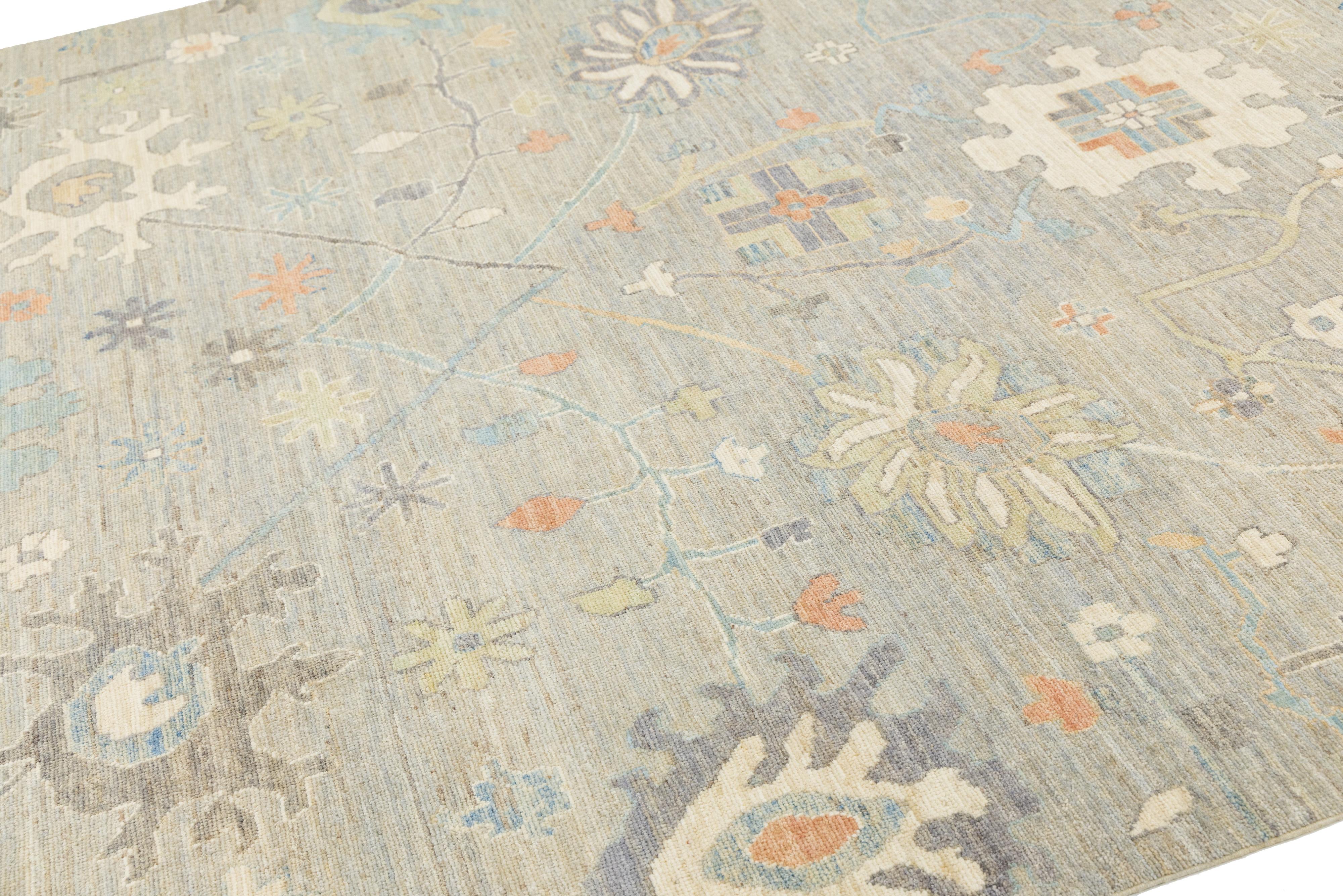 8 x 10 Beige Modern Oushak Style Wool Rug with Soft Botanical Motifs For Sale 4