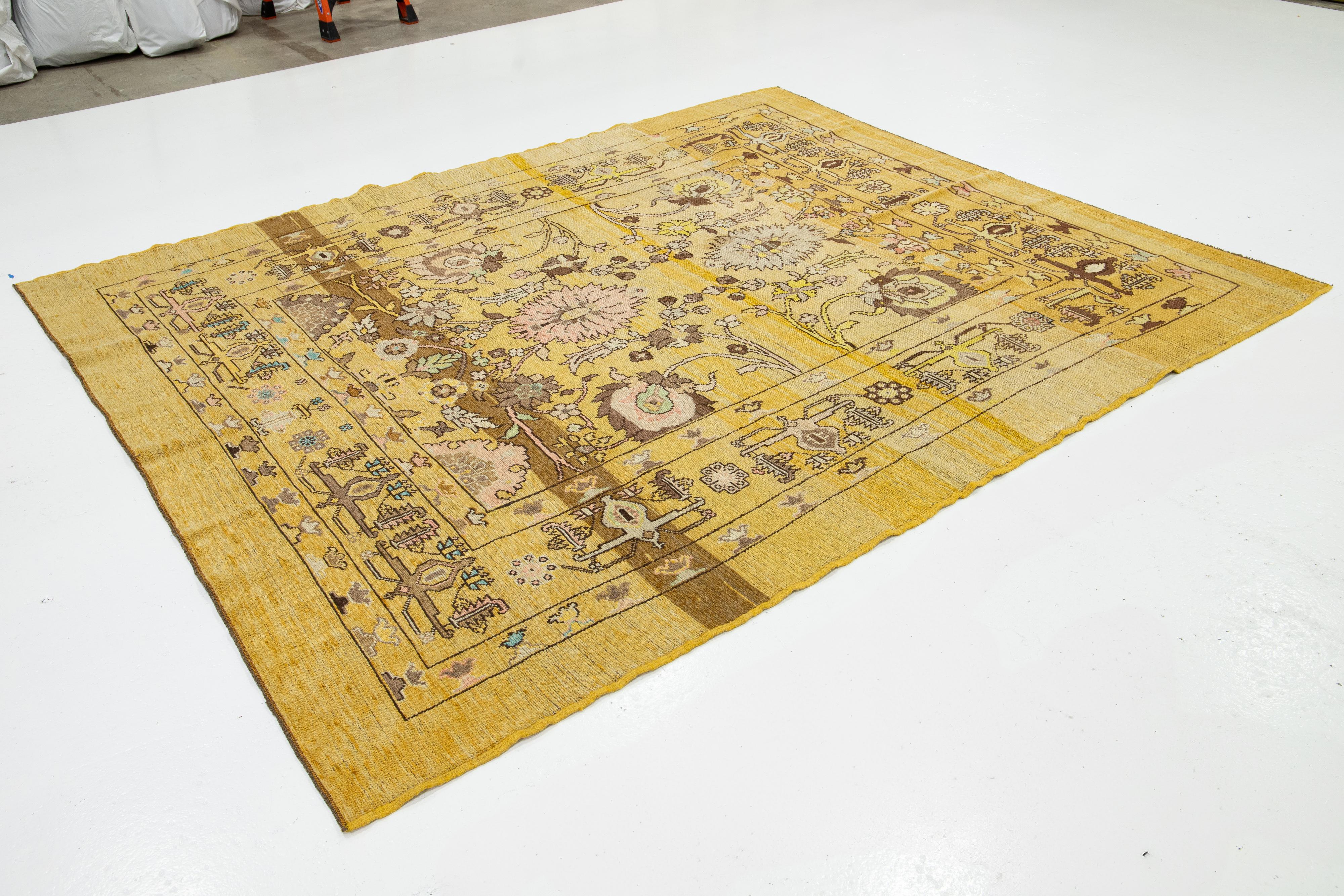 Néo-Régence Tapis de laine Goldenrod de style néo-moderne fait à la main avec motif sur toute la surface en vente