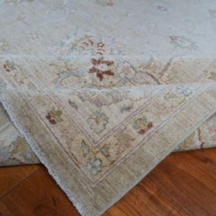 8' x 9'8" Hand-Knotted Pakistani Sultanabad Wool Rug – Classic Ivory Traditional