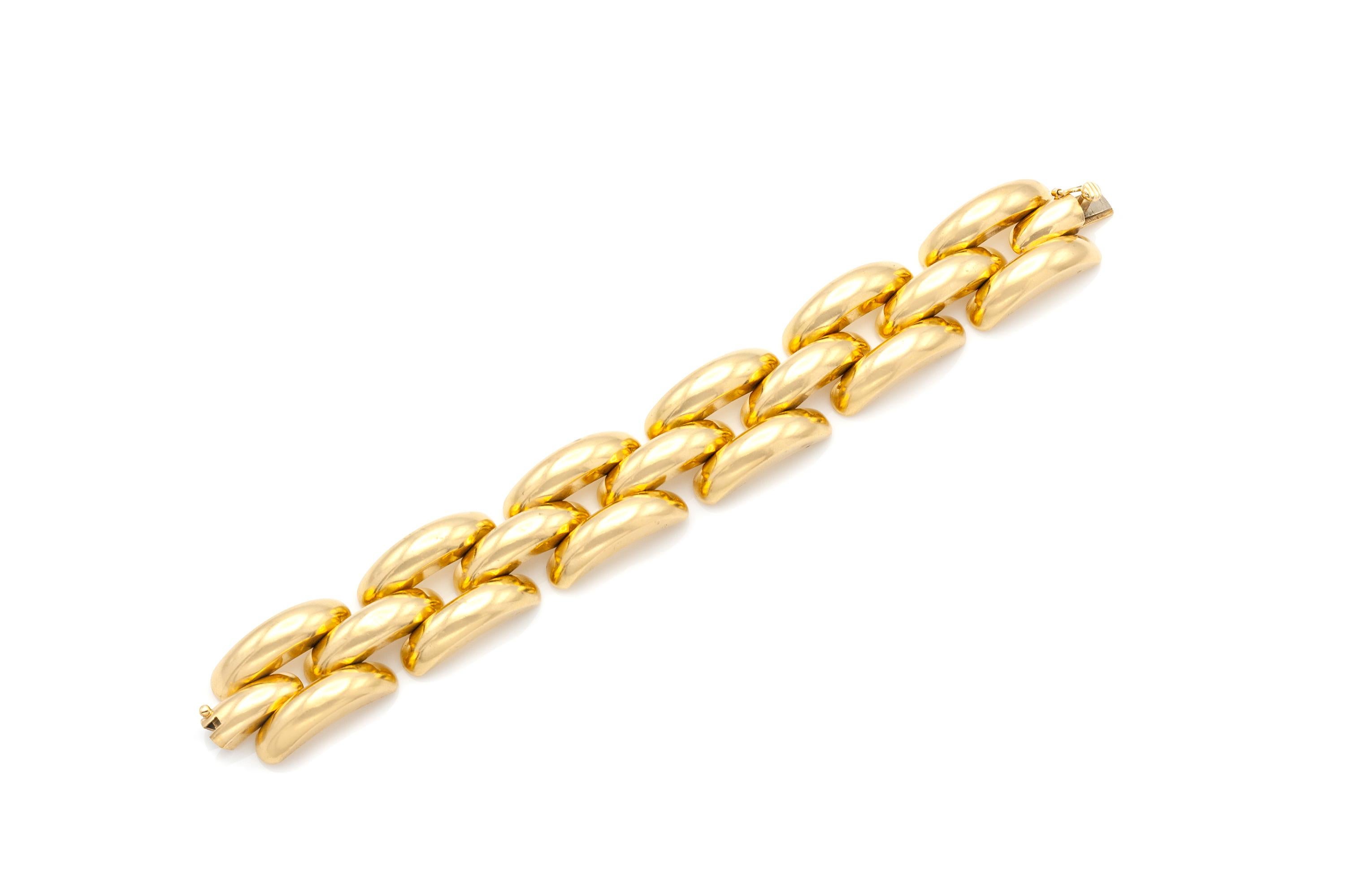 Finely crafted in 14K yellow gold. 8