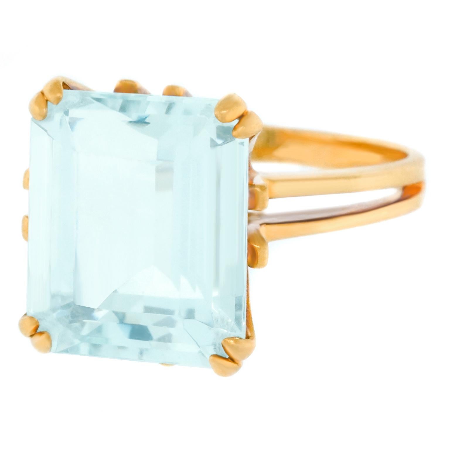 Emerald Cut 8.0 Carat Aquamarine Ring