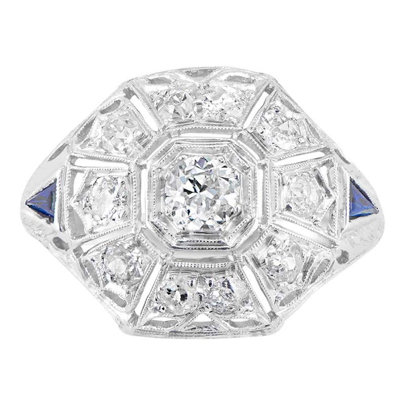 1.13 Carat Diamond Sapphire Gold Scalloped Engagement Ring For Sale at ...