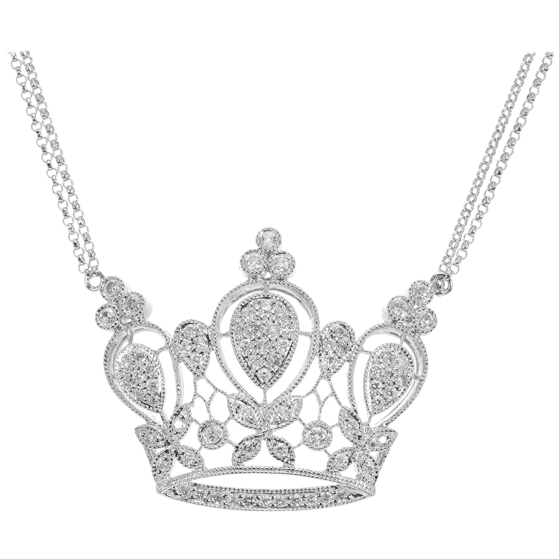 Collier pendentif couronne en or blanc avec diamants de 0,80 carat en vente
