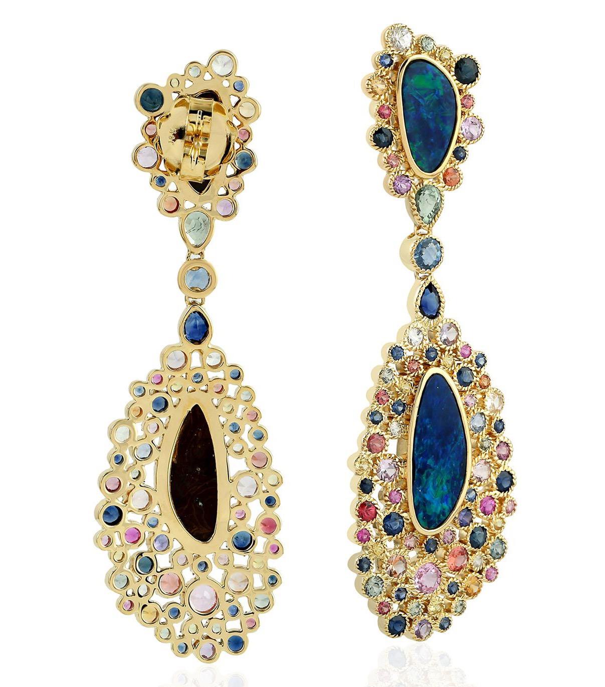 Contemporary 8.0 Carat Opal Multi Sapphire 18 Karat Gold Earrings For Sale