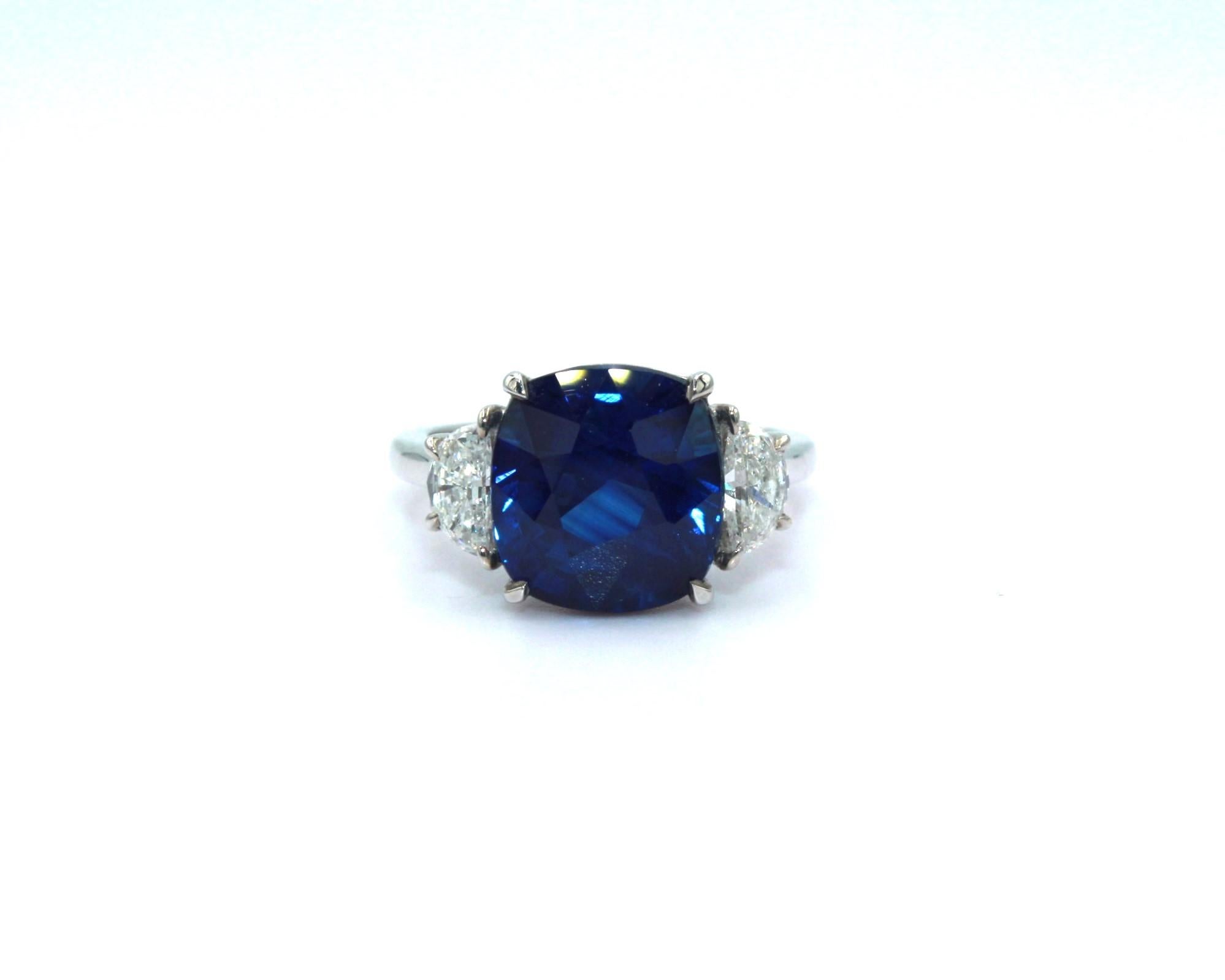 8.0 Carat Sapphire Diamond Ring In New Condition For Sale In New York, NY