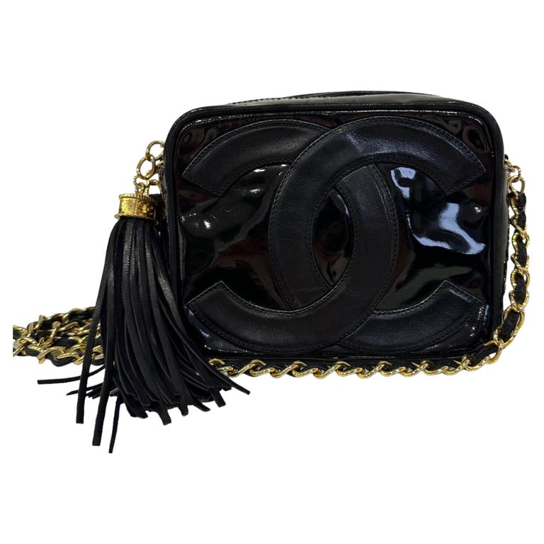 Patent leather clutch bag Chanel Black in Patent leather - 37886987