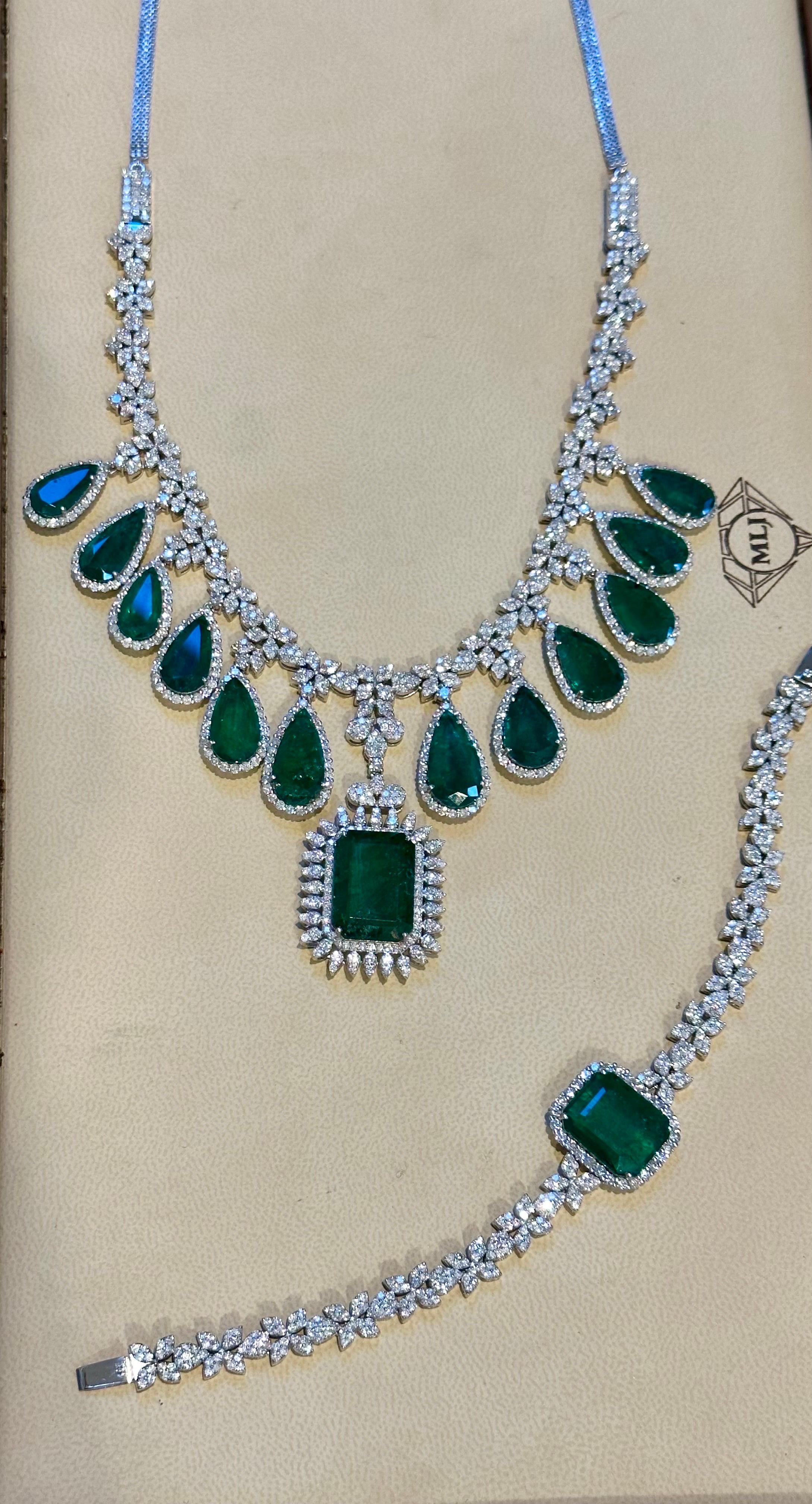 80 Ct solitaire Zambian Emerald & 25Ct Diamond Fringe Necklace detachable layers In Excellent Condition In New York, NY