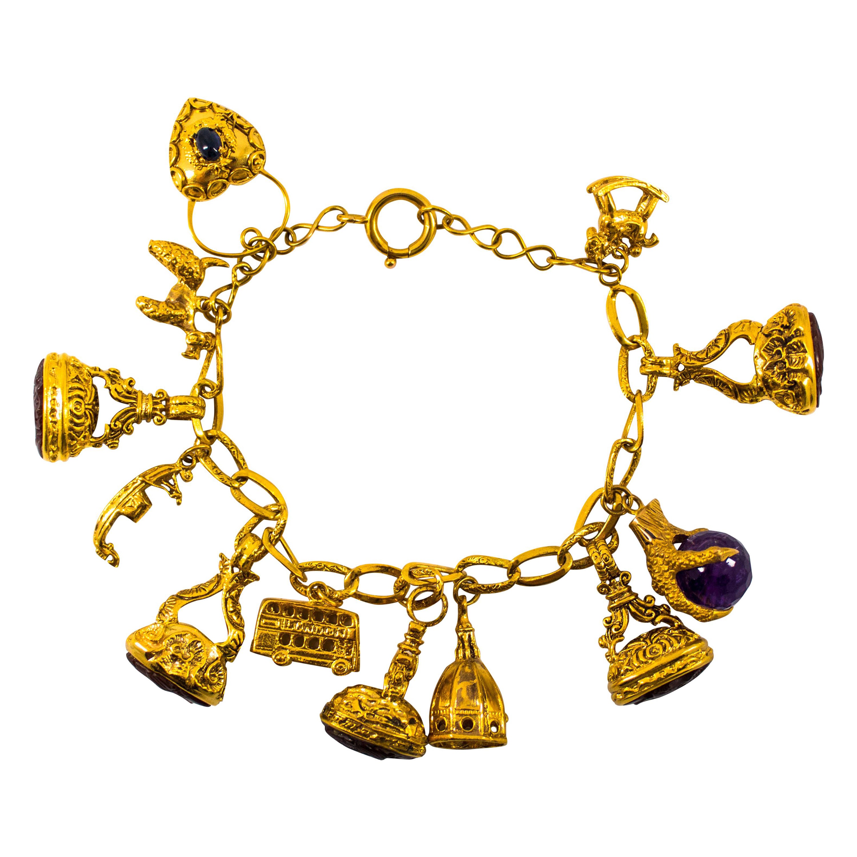 8.00 Carat Amethyst 0.50 Carat Blue Sapphire Carnelian Yellow Gold Bracelet