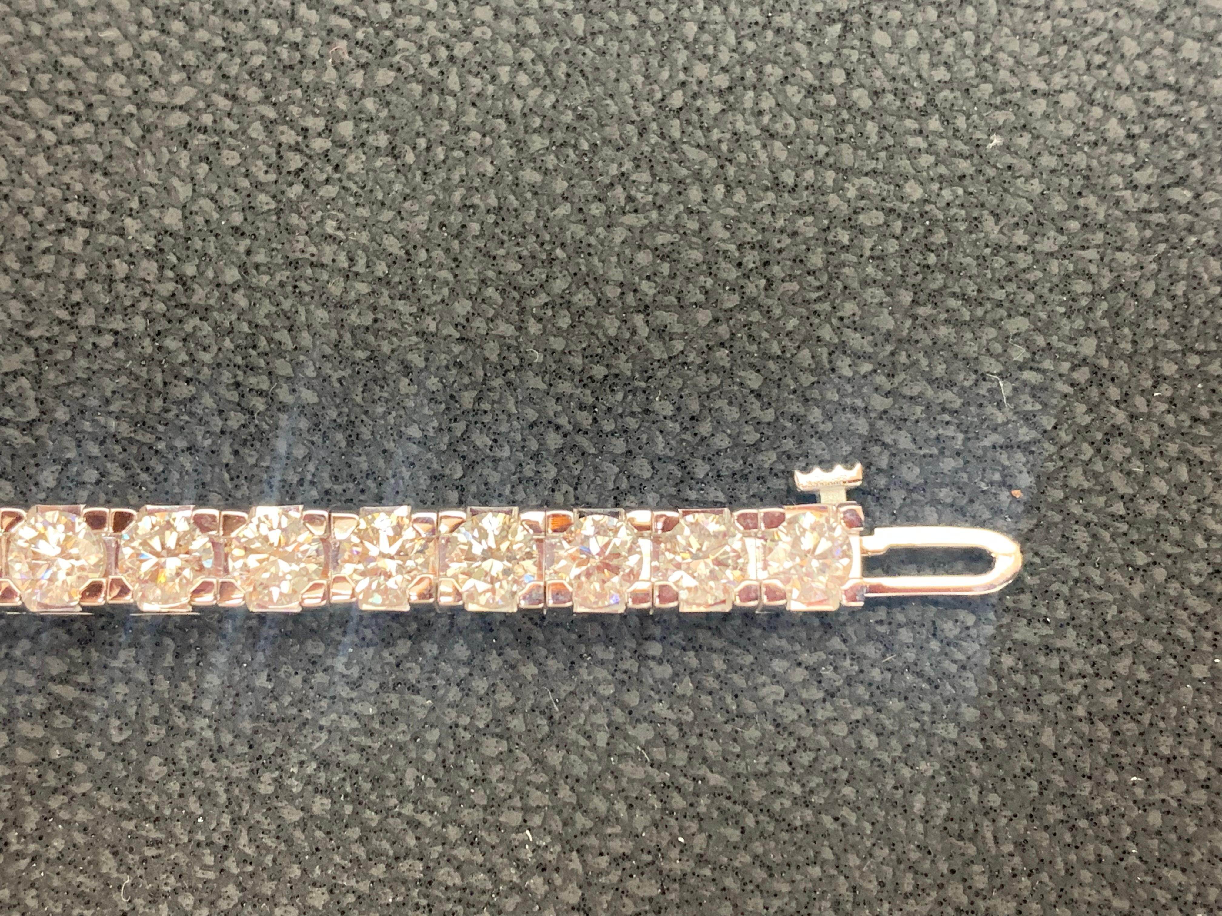 Bracelet de tennis en or blanc 14 carats, diamant rond taillé en brillant de 8,00 carats en vente 7