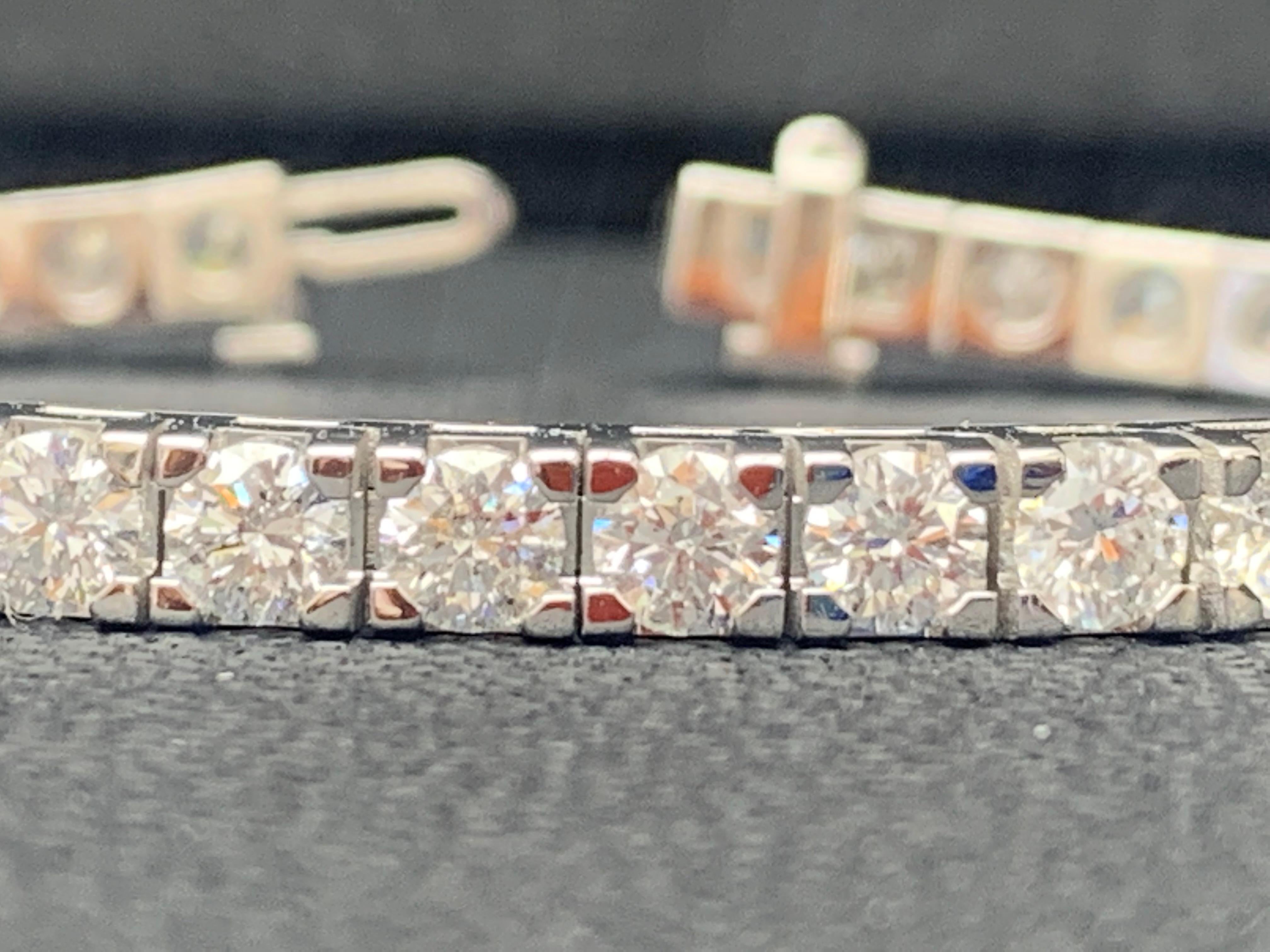 Bracelet de tennis en or blanc 14 carats, diamant rond taillé en brillant de 8,00 carats en vente 12