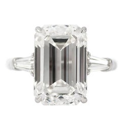 8.00 Carat Emerald Cut Classic Diamond and Platinum Ring GIA