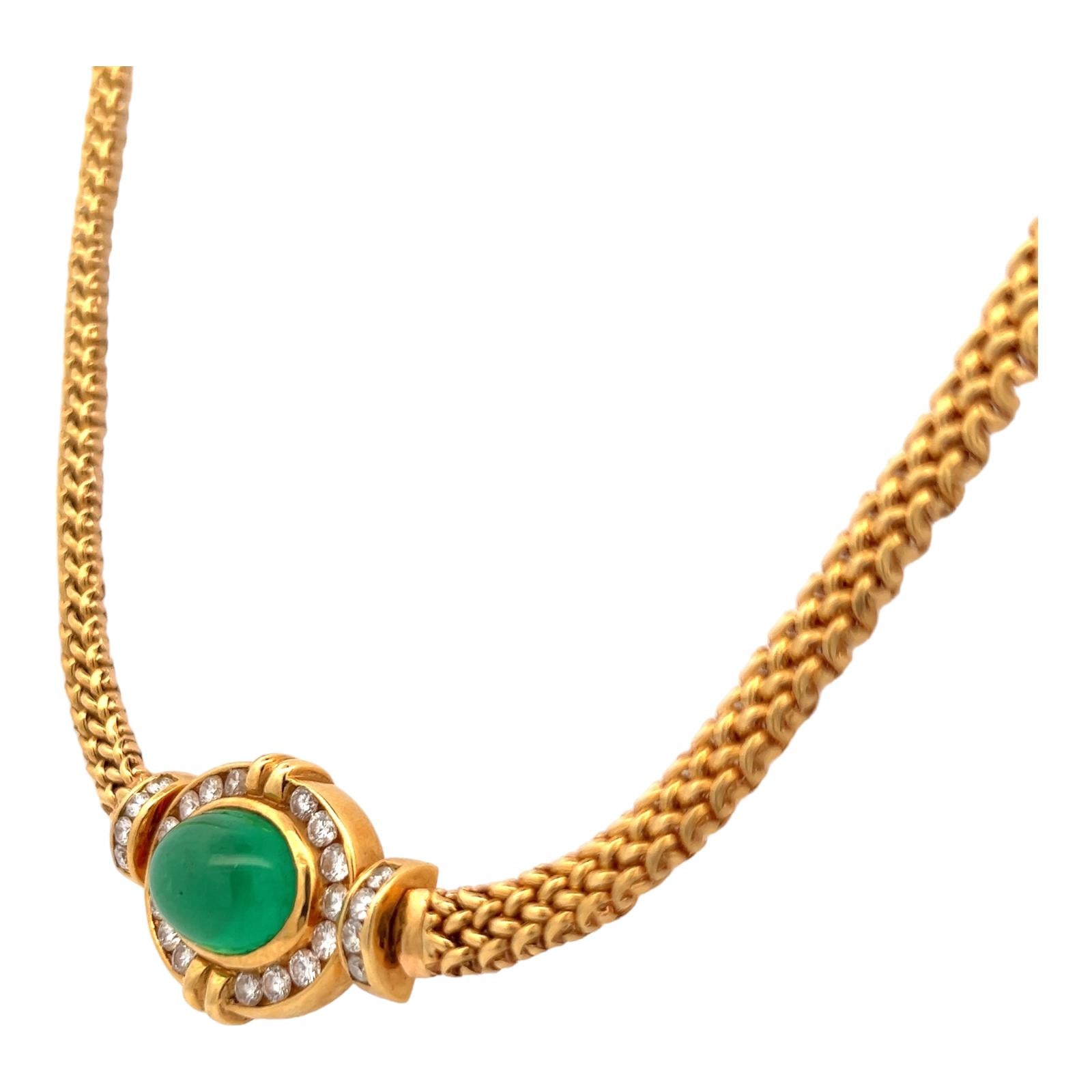 8.00 Carat Emerald Diamond 18 Karat Yellow Gold Pendant Link Estate Necklace In Excellent Condition In Boca Raton, FL