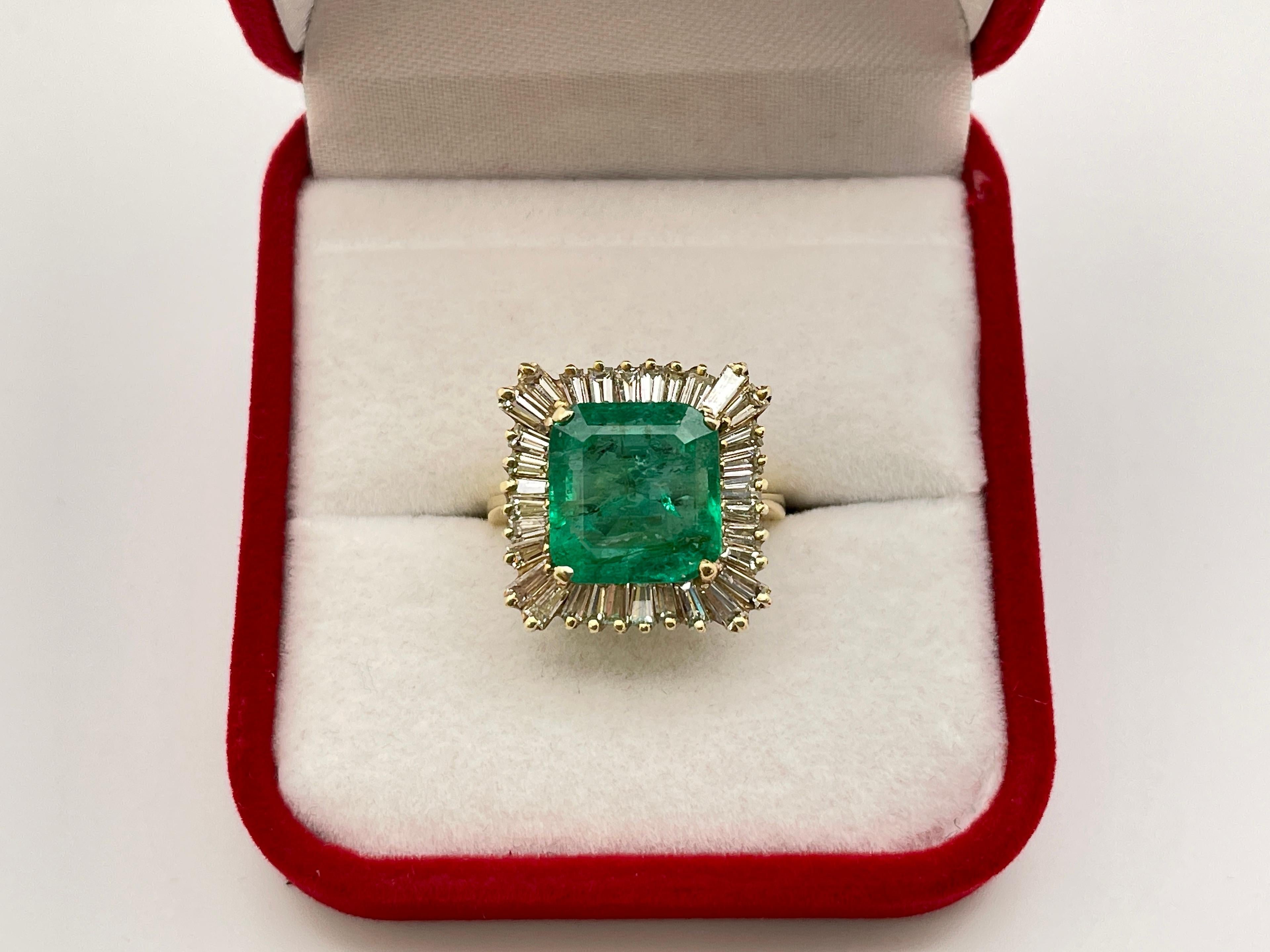 8.00 Carat Emerald Diamond 18 Karat Yellow Gold Ring For Sale 13