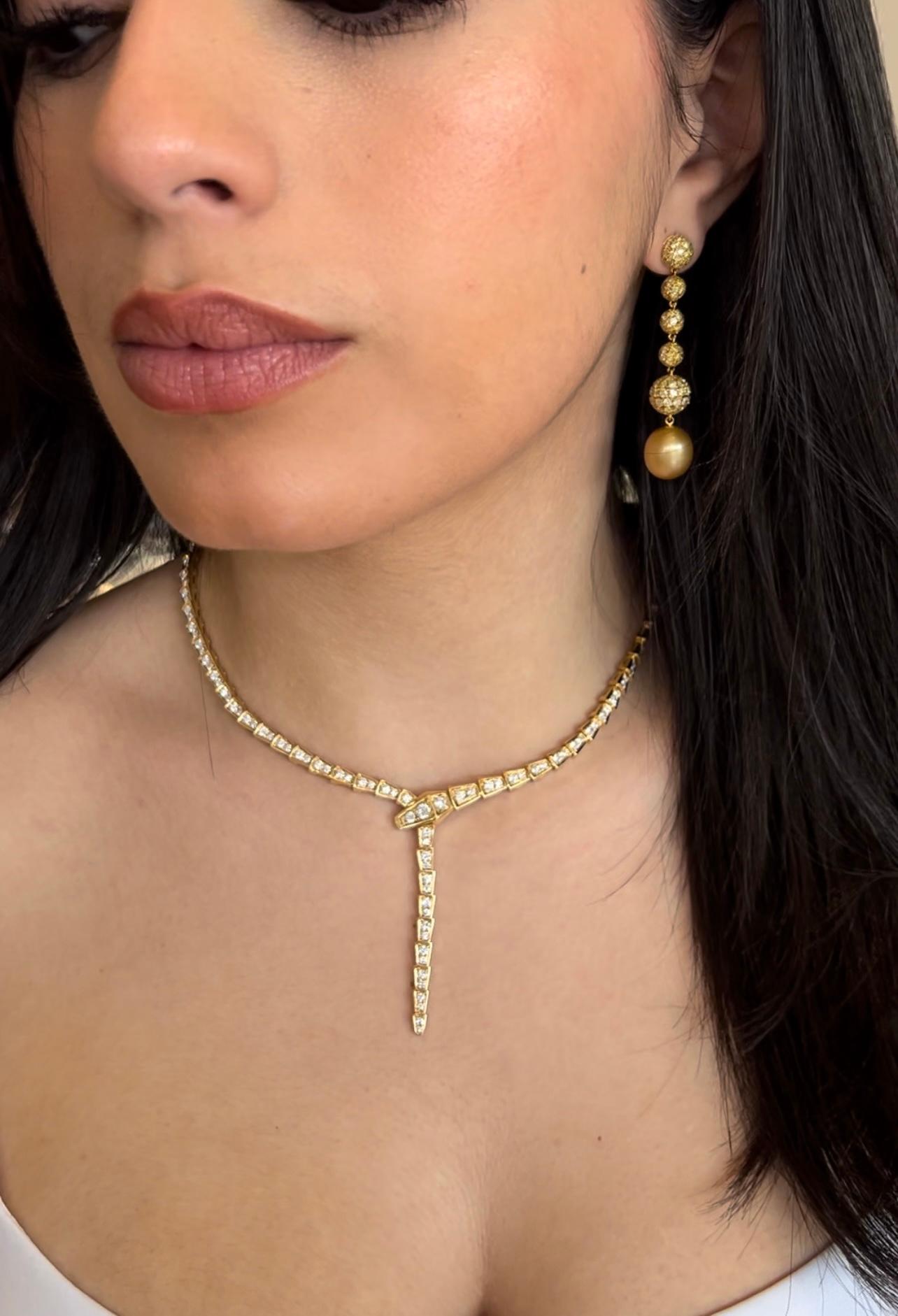 Contemporain 8.00 Carat Fancy Yellow Pave Diamond Ball Boucle d'oreille 3D Ball en or jaune 18k en vente