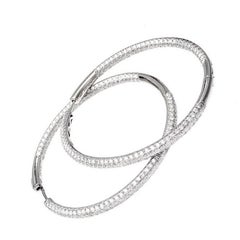 Pendientes de aro de oro con micropavé de diamantes de 8,00 quilates