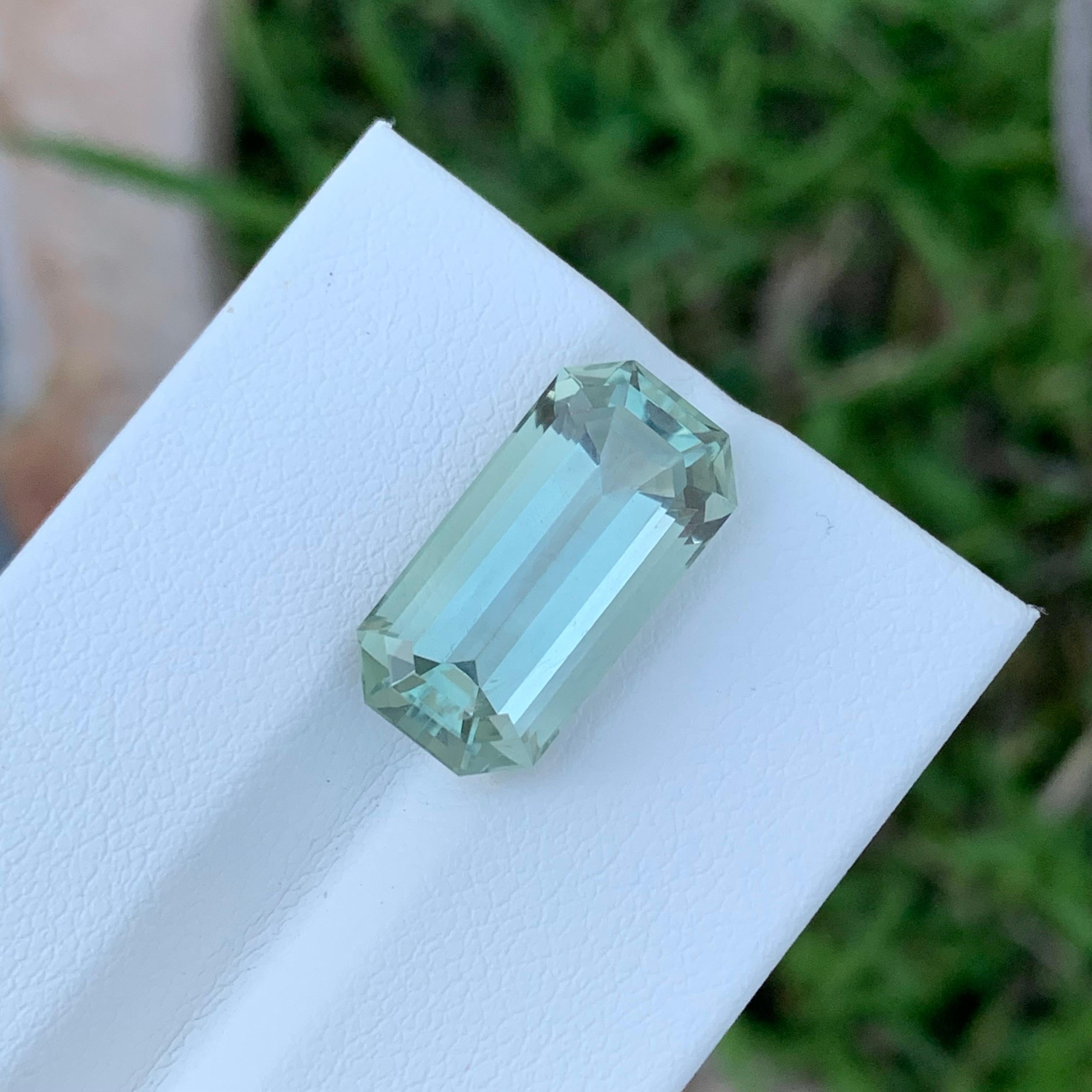 Women's or Men's 8.00 Carat Natural Loose Green Amethyst Rectangular Emerald Shape Gem For Ring  For Sale