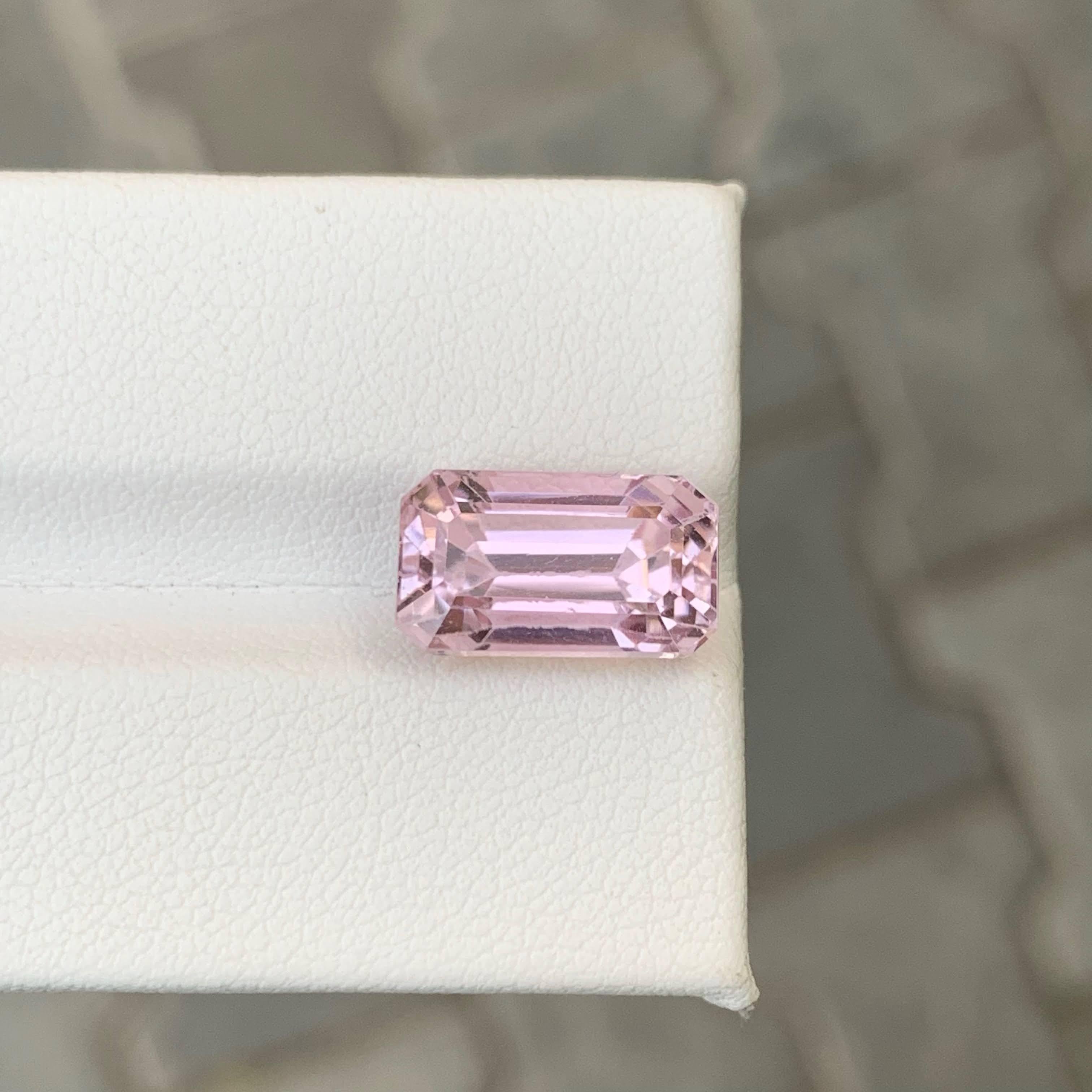 8,00 Karat Natürlicher loser rosa Kunzit Stein Smaragdschliff Afghanischer Edelstein für Damen oder Herren im Angebot