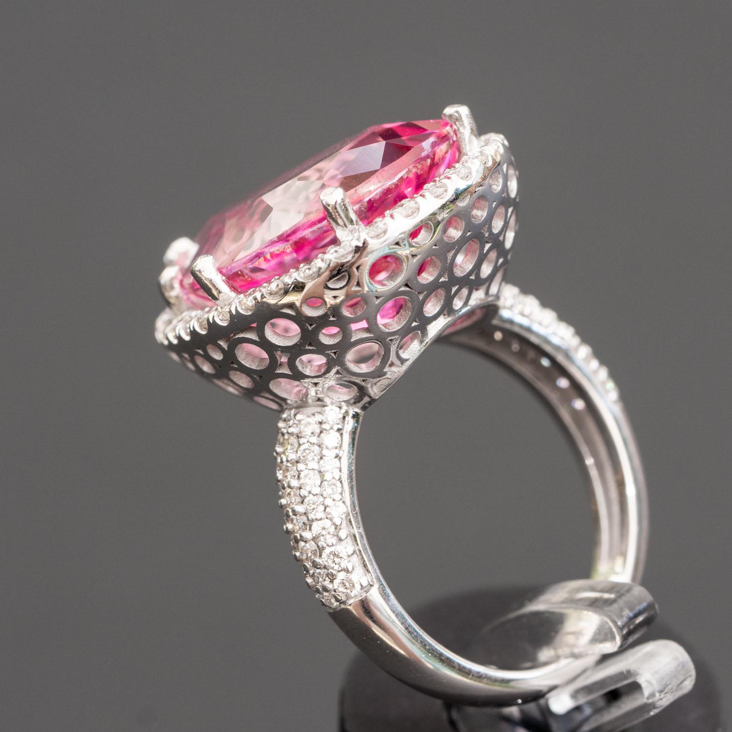 8.00 carat natural pink topaz ring 1.20 carat natural diamonds statment ring In New Condition For Sale In Ramat Gan, IL