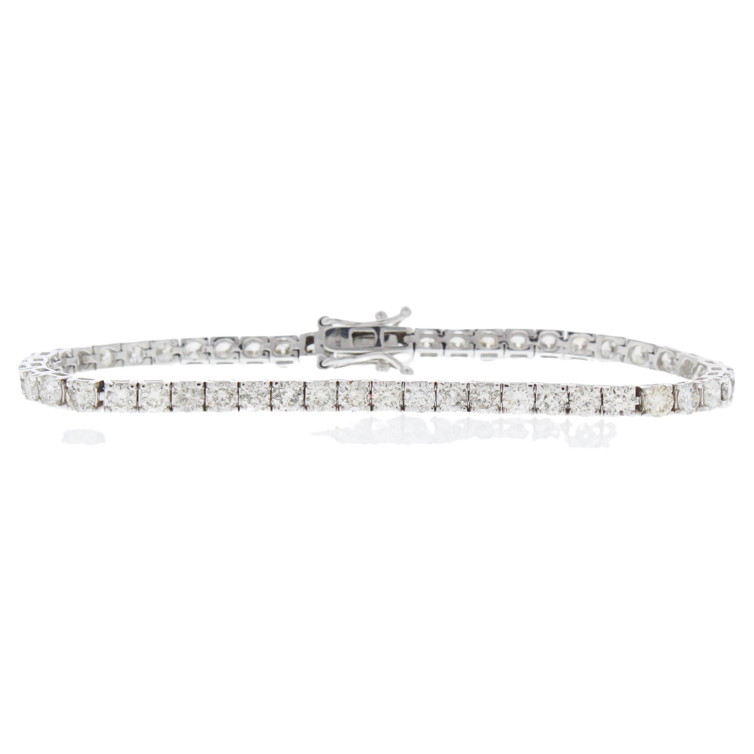 8.00 Carat Natural Round Diamond 4-Prong Tennis Bracelet in 14k White Gold For Sale