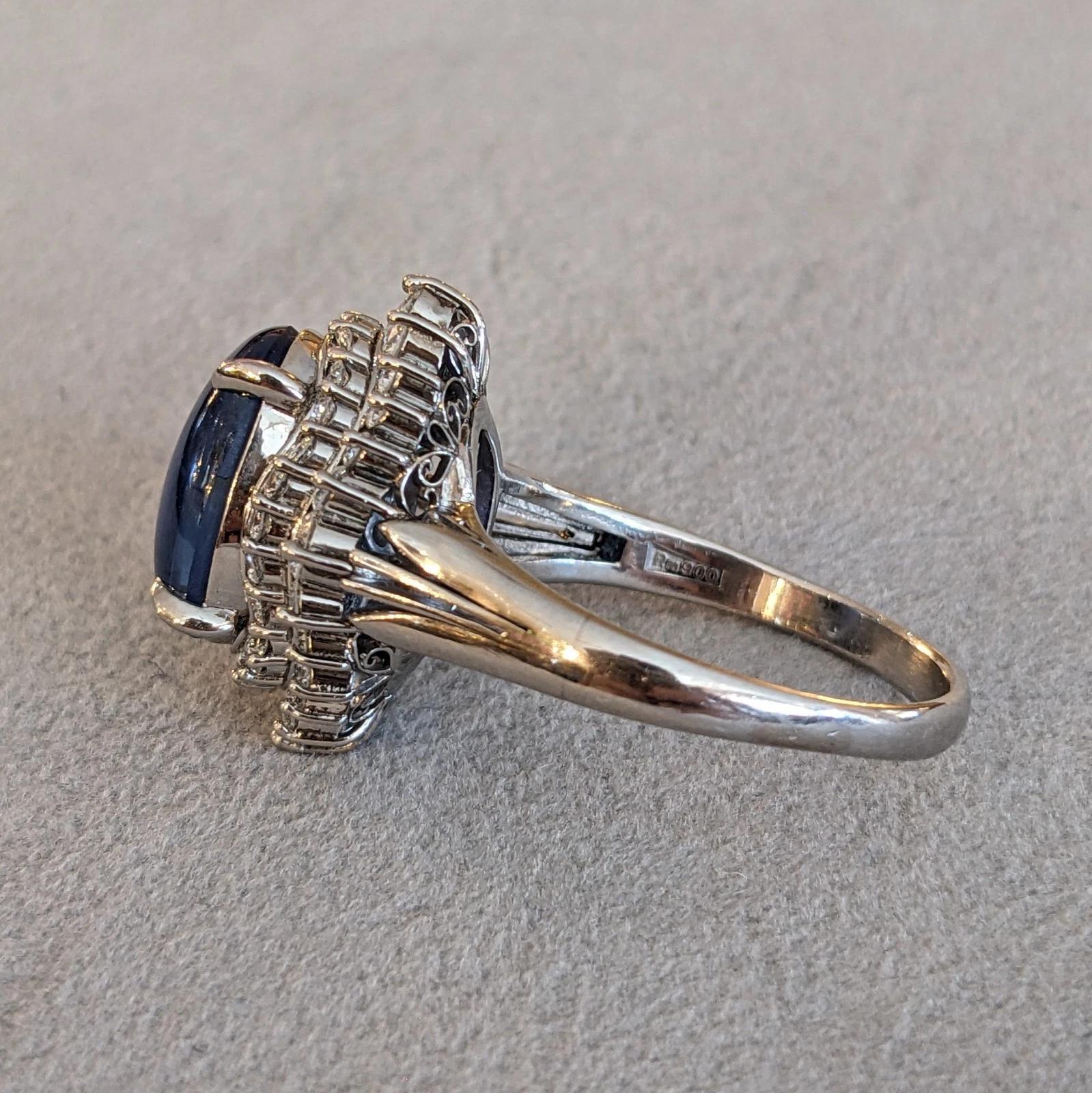 8.00 carat Oval Blue Star Sapphire & Diamond Ring in Platinum For Sale 1