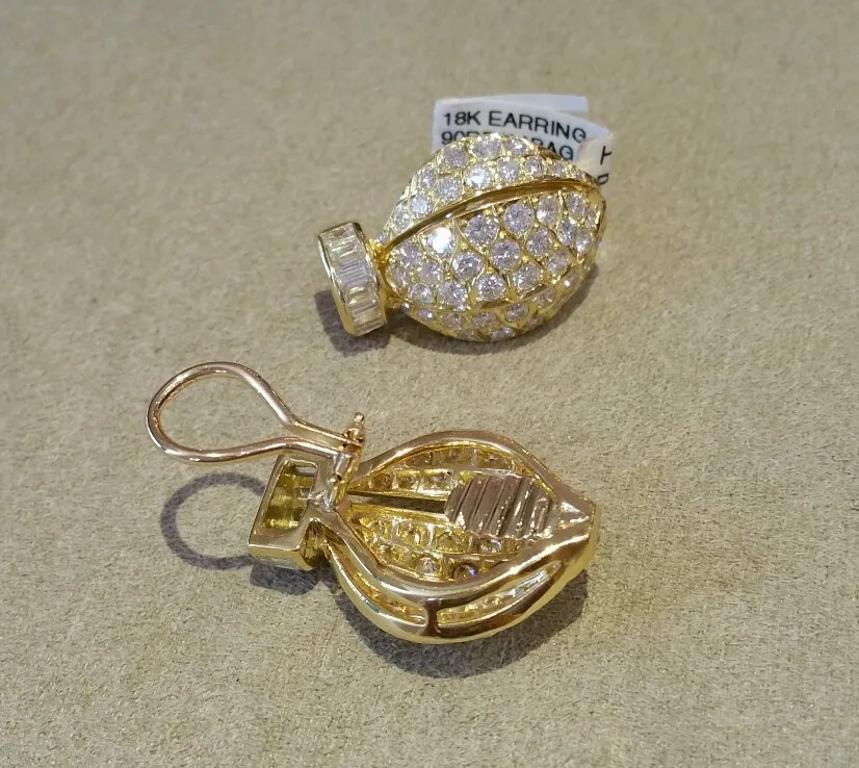 8.00 carat Pave Diamond Earrings with Rounds and Baguettes in 18k Yellow Gold For Sale 1