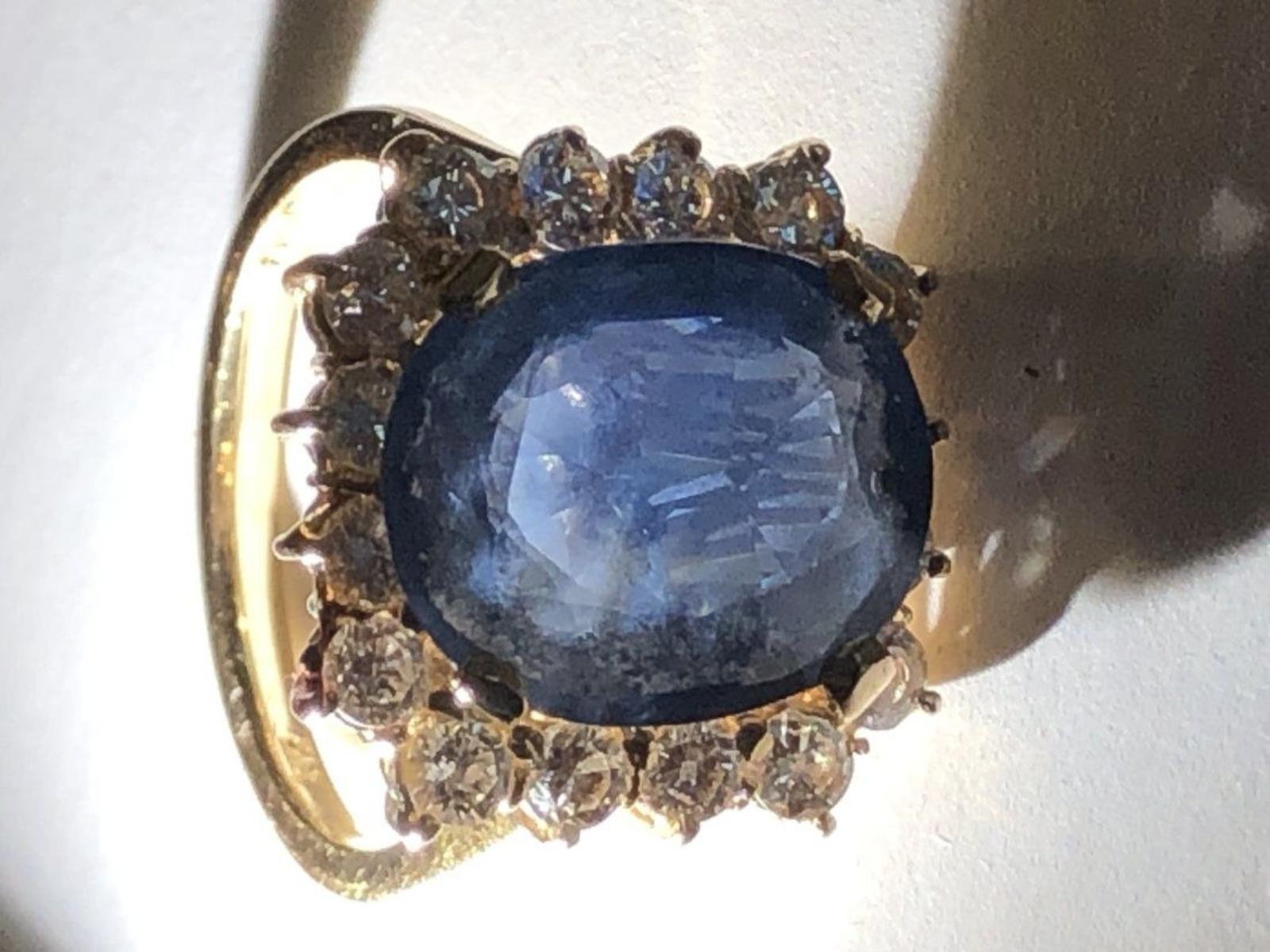 8.00 ct Sapphire & Diamond Ring in 14K Yellow Gold For Sale 2