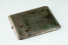 800 Silver German Hammered Cigarette Case w/ Blue Sapphire Cabochon Clasp 135.9g