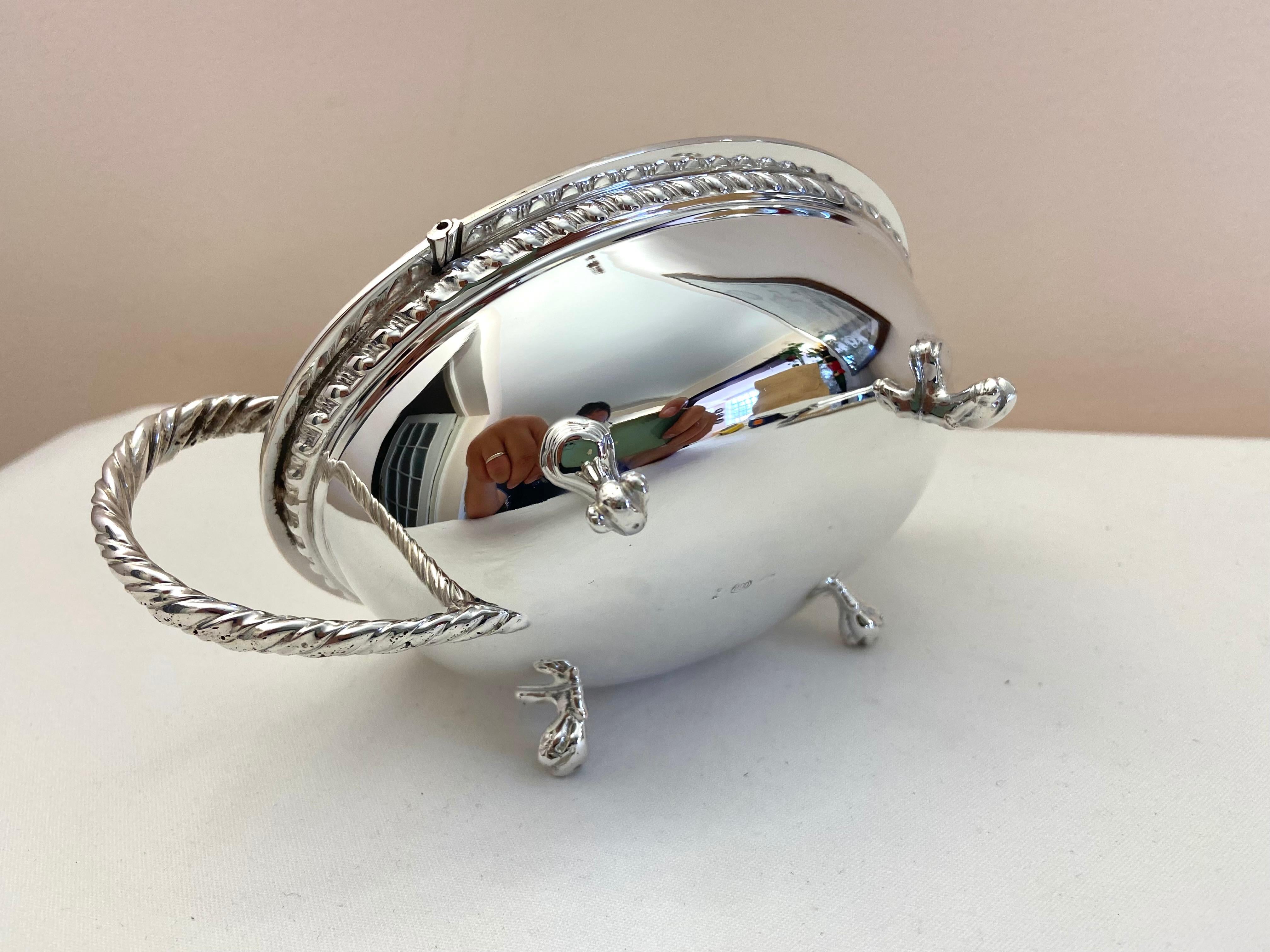 Women's or Men's 800 Silver Gravy Boat, Made in Italy For Sale