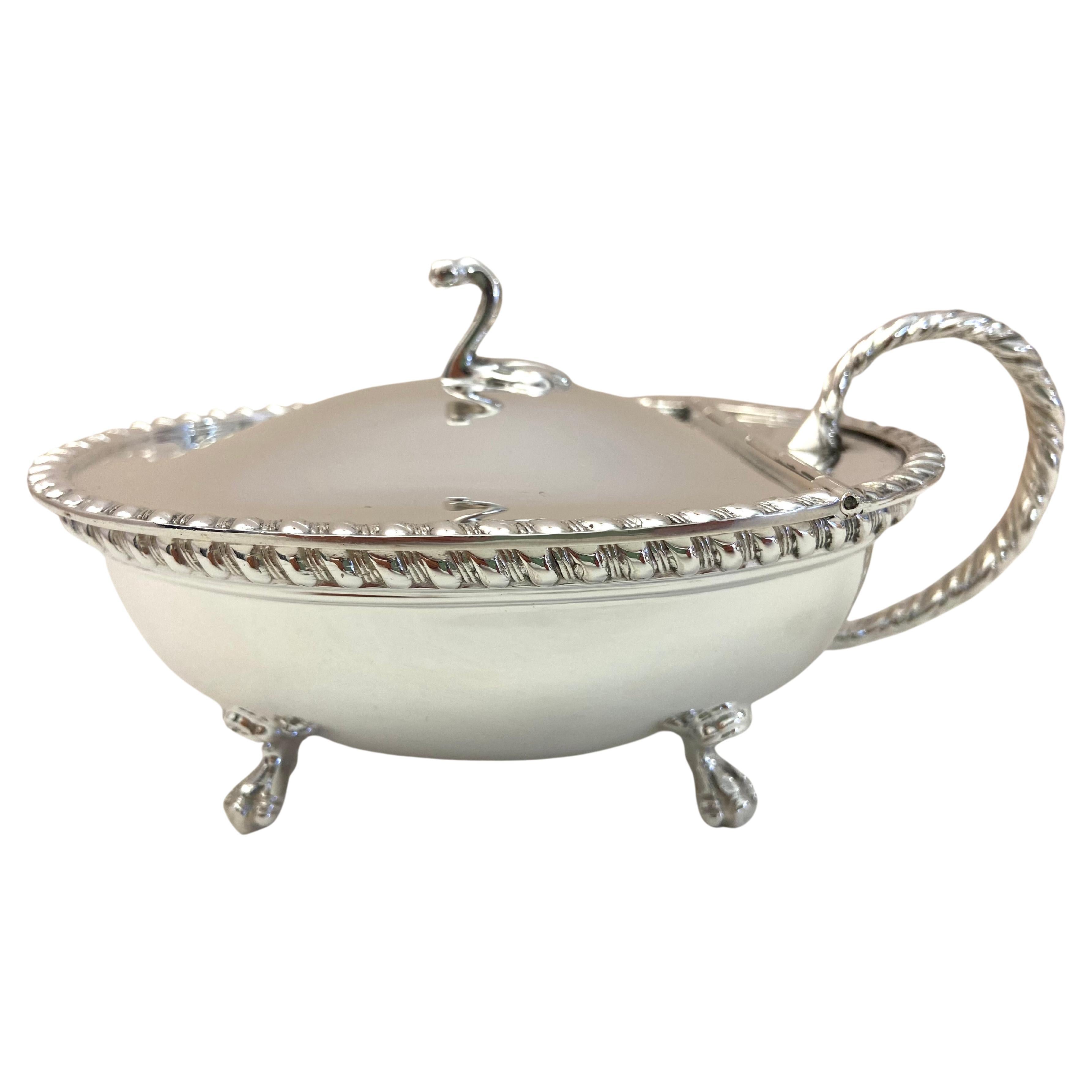 800 Silver Gravy Boat, Made in Italy For Sale