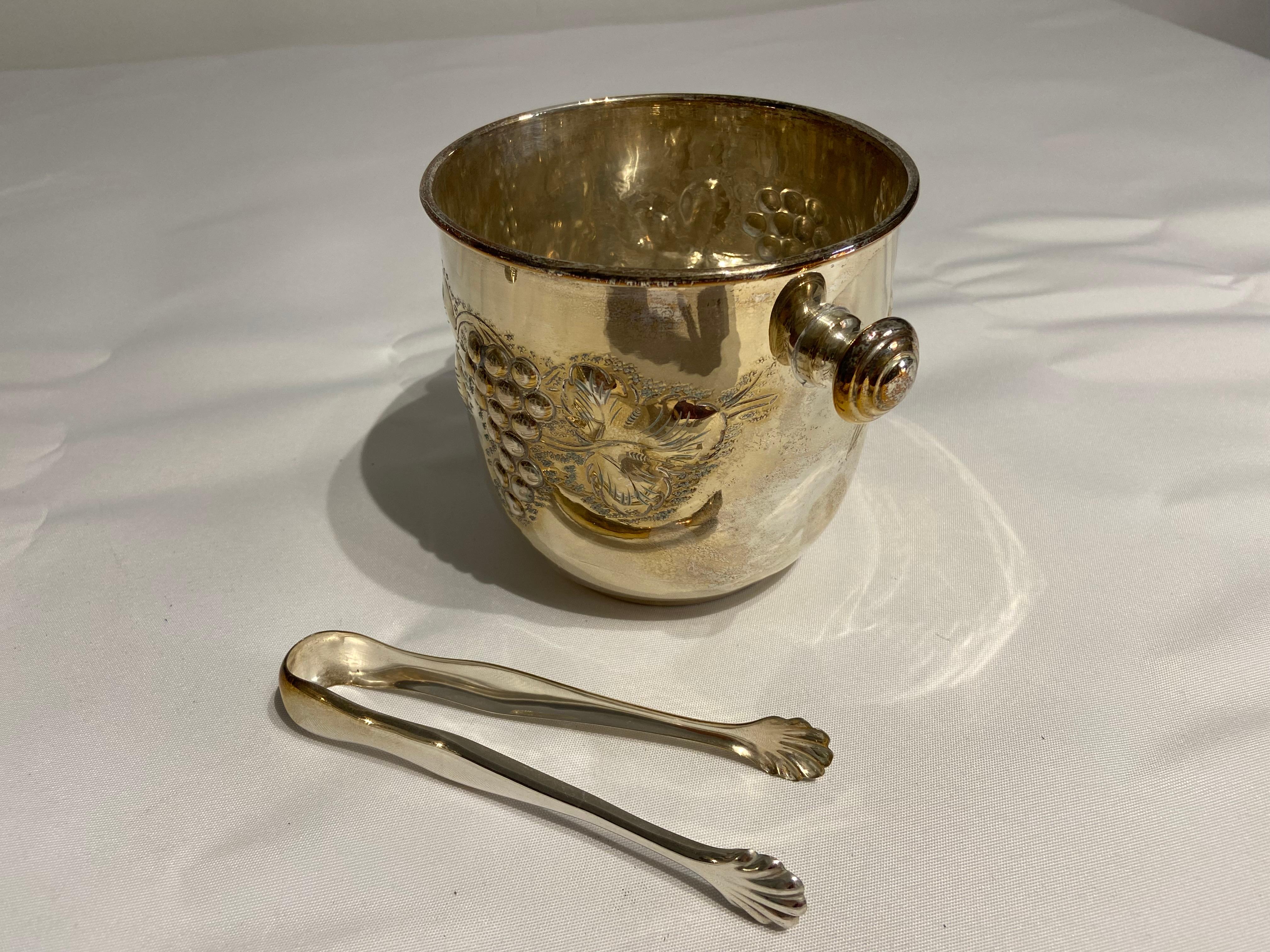 Neoclassical 800 Silver Ice Bucket Set and 800 Silver Clamp For Sale