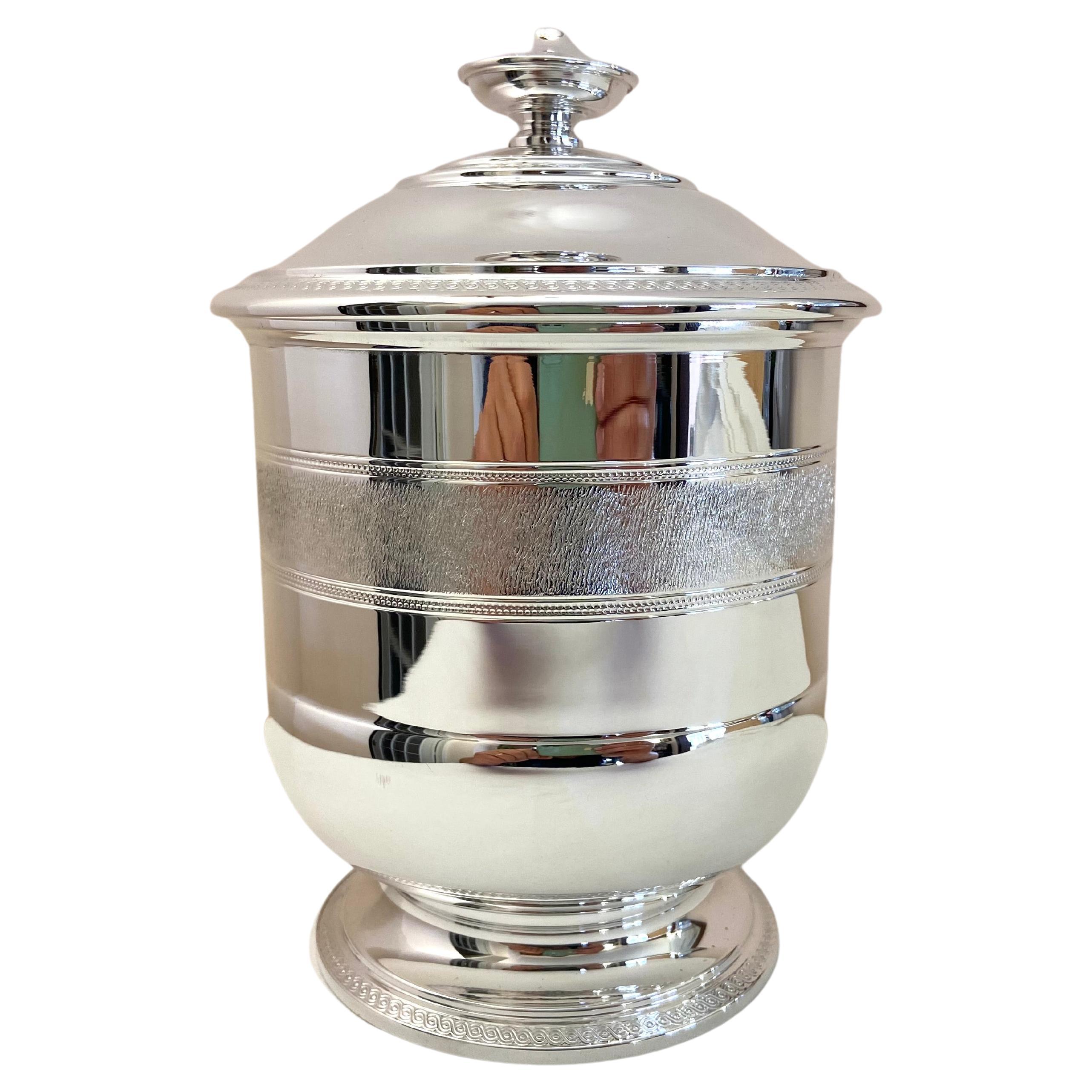 800 Silver Urn, Made in Italy For Sale