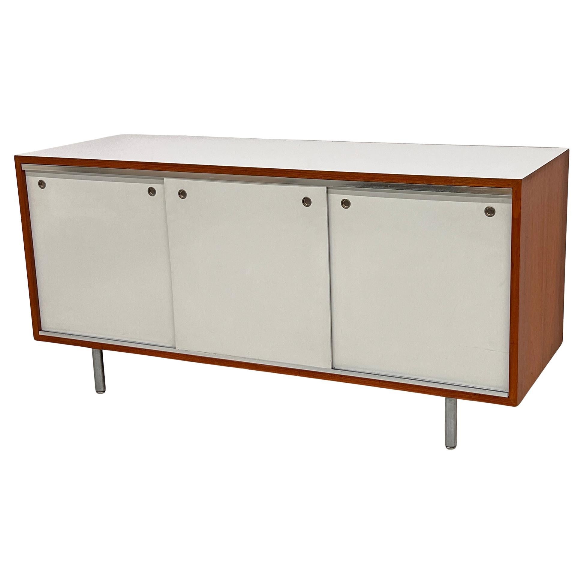 8000 Serie 3-türige Anrichte, George Nelson, Herman Miller, 1960er Jahre