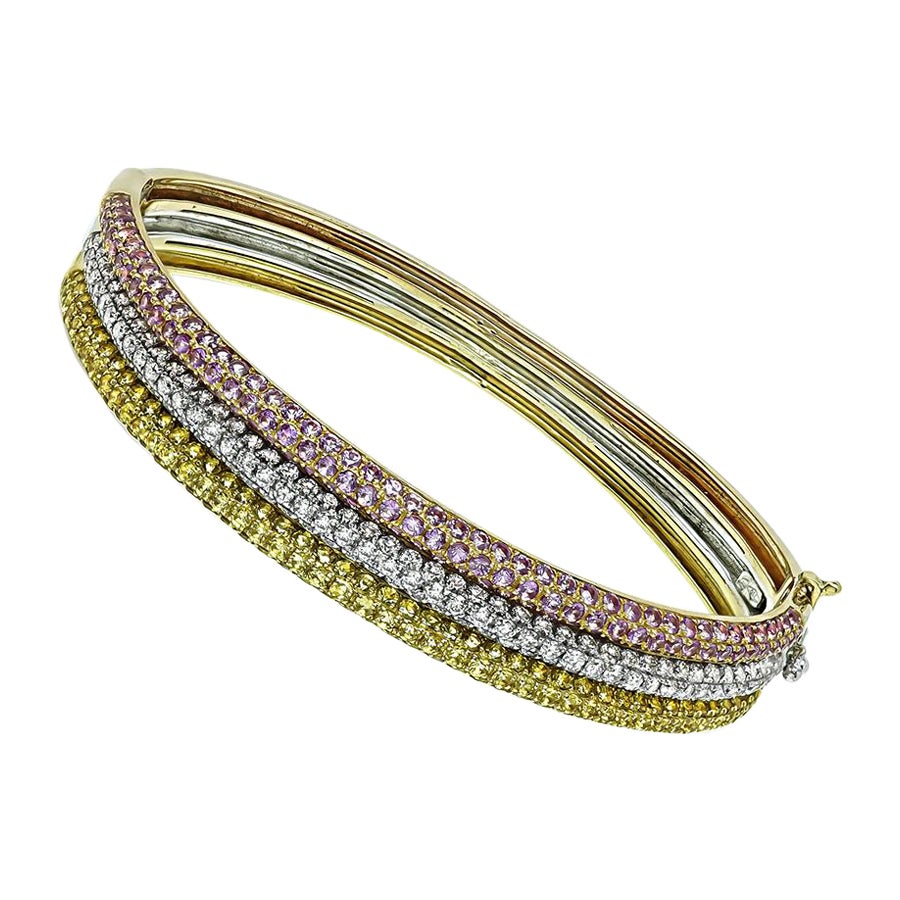 Zaffiro rosa e giallo da 8,00 ct. e diamante da 3,30 ct. Bangle in oro a tre toni in vendita