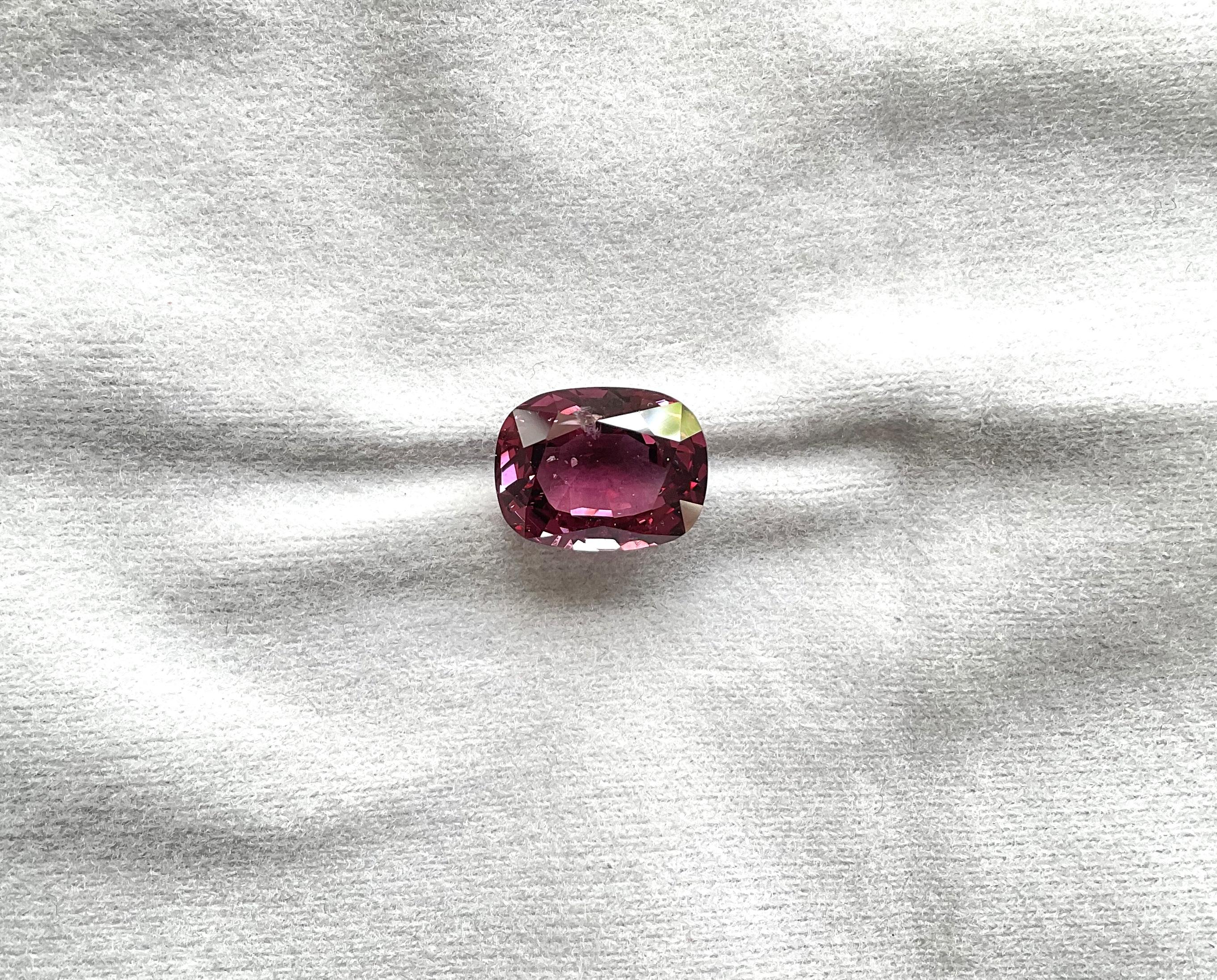 8.01 Carat Burmese Spinel Cushion Cut Stone for Fine Jewelry Ring Natural Gem For Sale 4