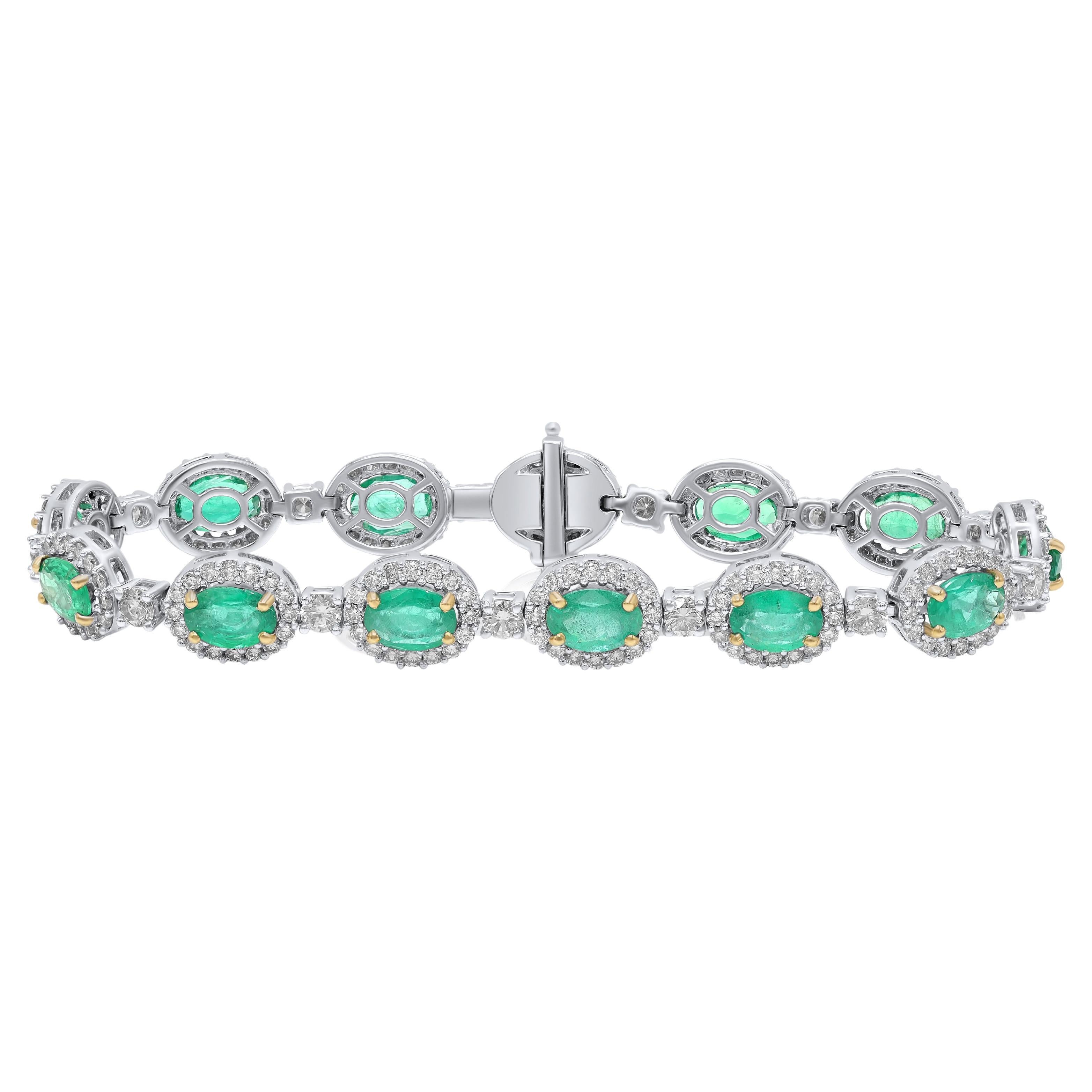 Diana M. 8.01 Carat Emerald and Diamond Bracelet in White Gold For Sale