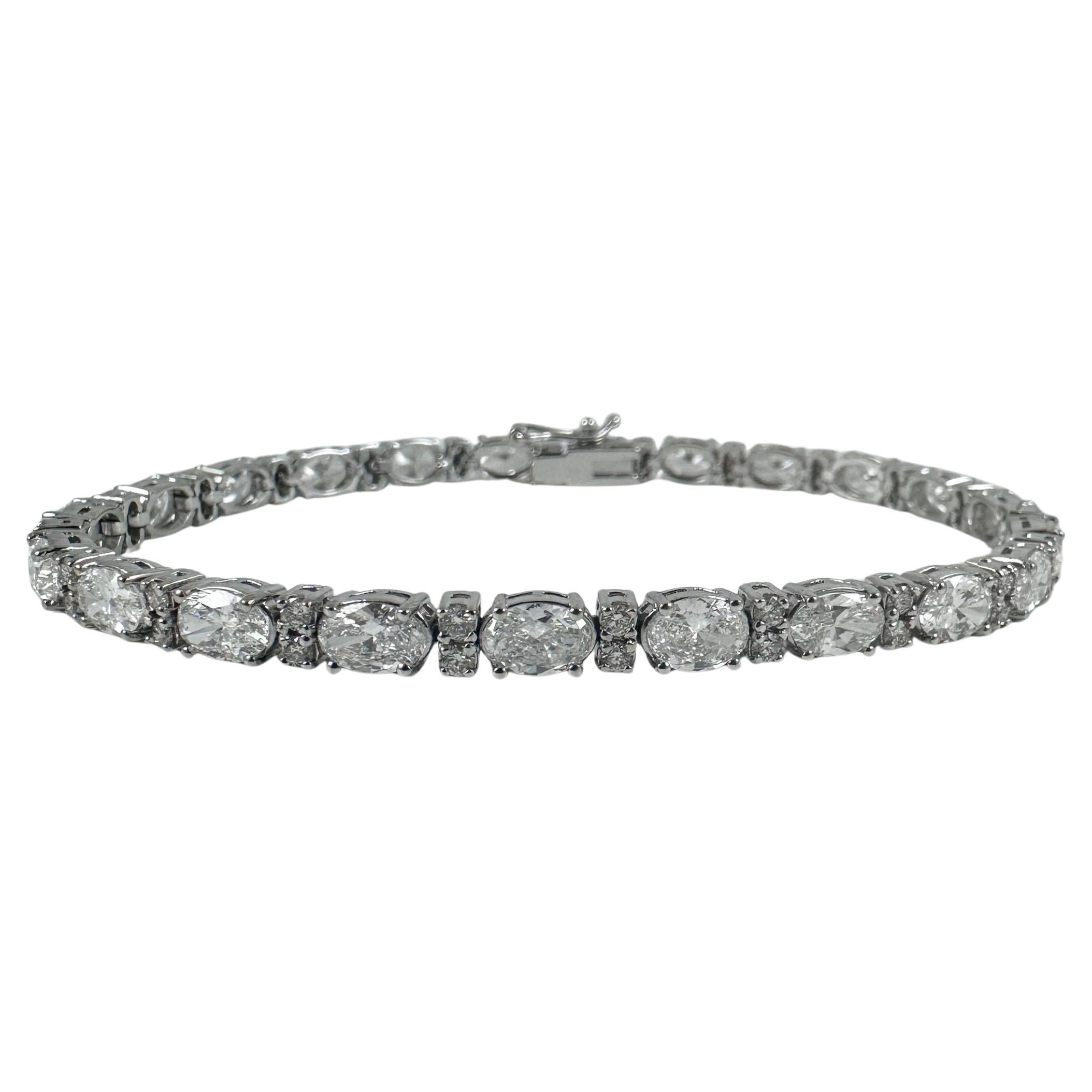 8,01 Karat ovales und rundes Diamant-Tennisarmband aus 14K Weißgold, 7 I im Angebot