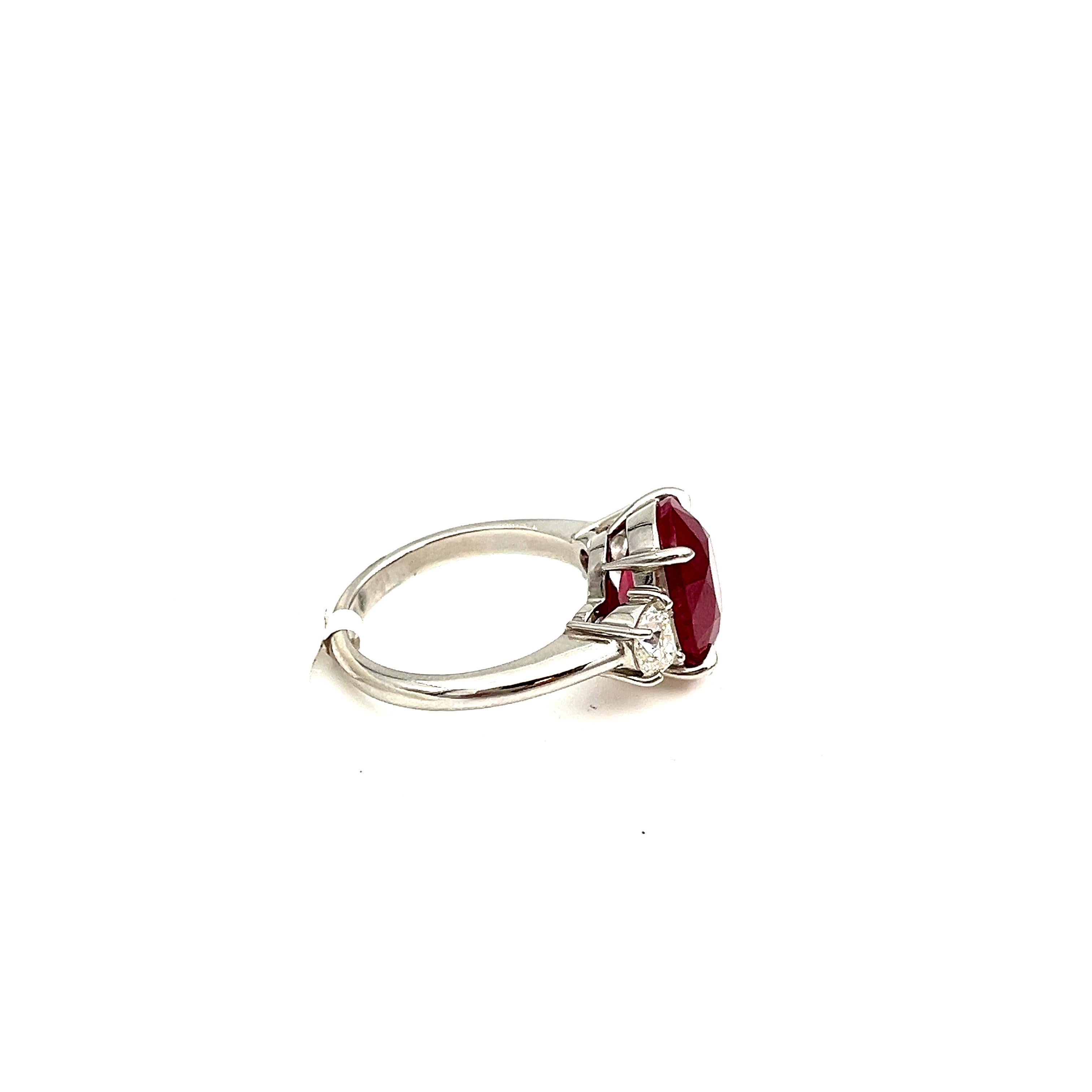 8.01 ct Certified Natural Burma Ruby & Diamond Ring  In New Condition For Sale In Chicago, IL