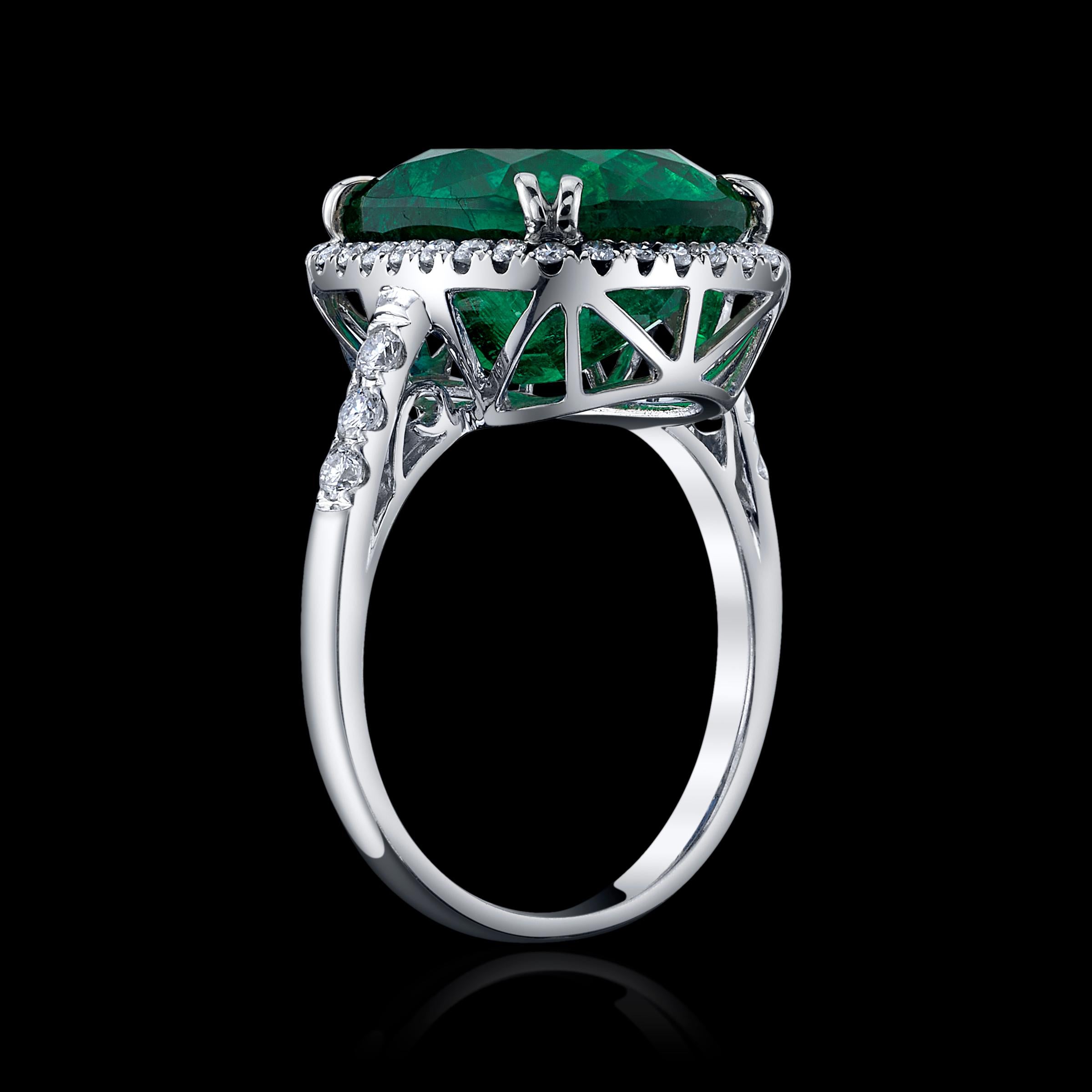 Modern 8.01ct Cushion Green Emerald & Diamonds Ring For Sale