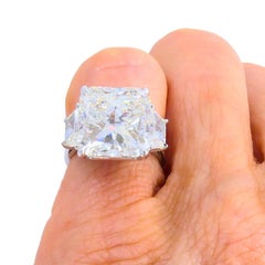 Bague à diamant de 8,02 carats certifiée par la GIA en or blanc 18k Bijoux modernes