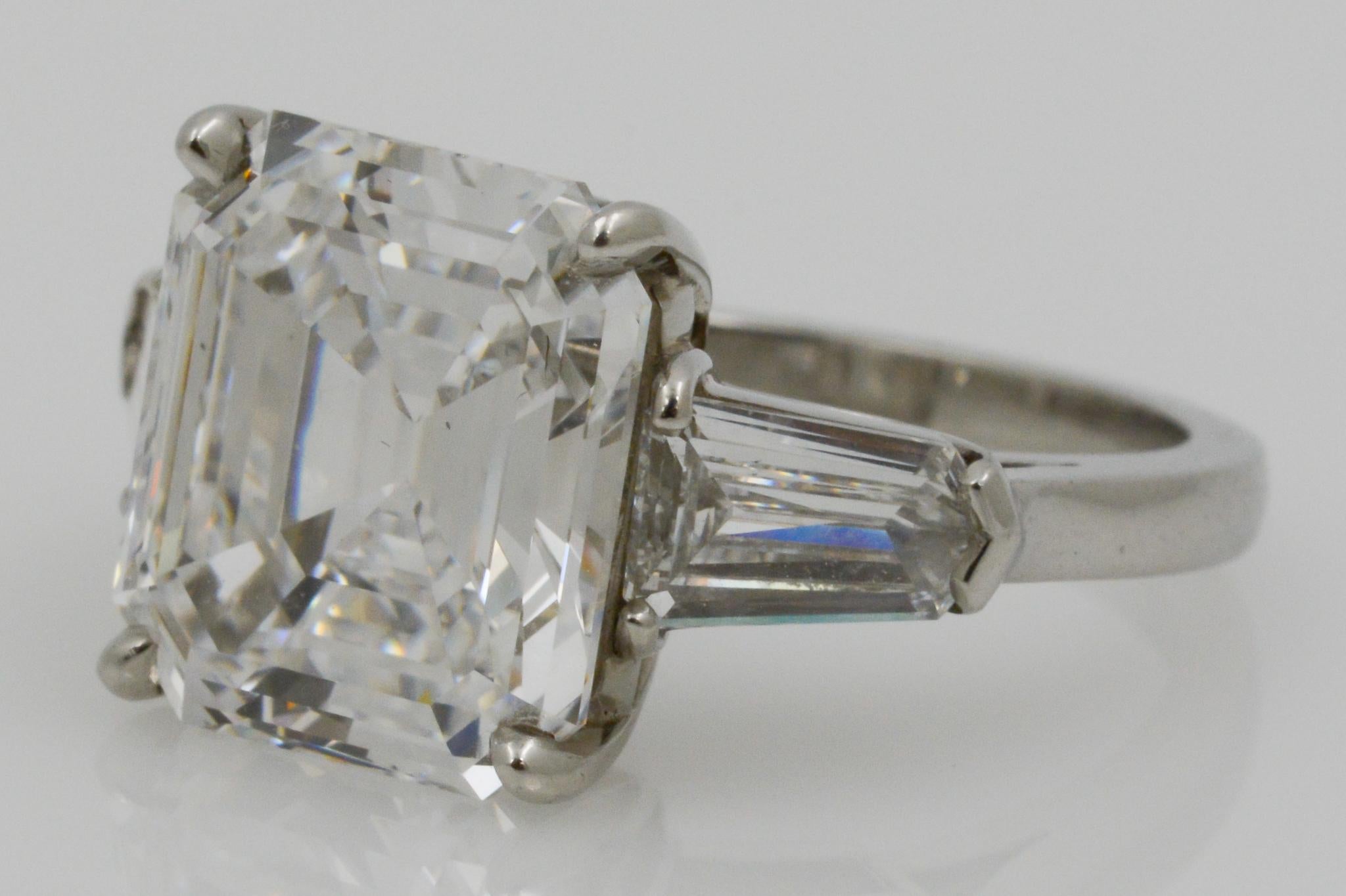 8.02 Carat GIA Three-Stone 8.02 Carat Emerald Cut Diamond Platinum Ring 6