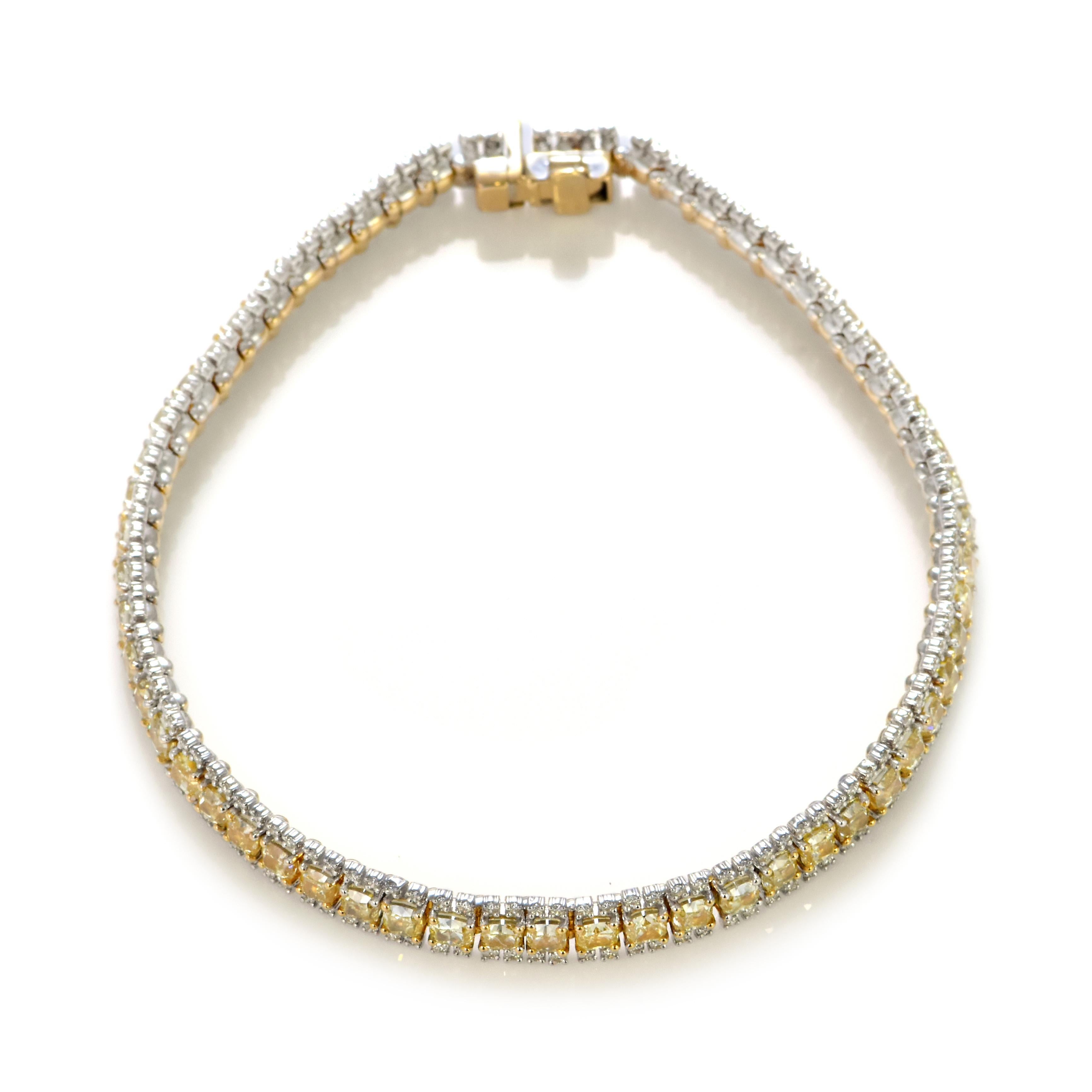 Bracelet en or 18 carats de 8,02 carats de diamant jaune fantaisie naturel en vente 1