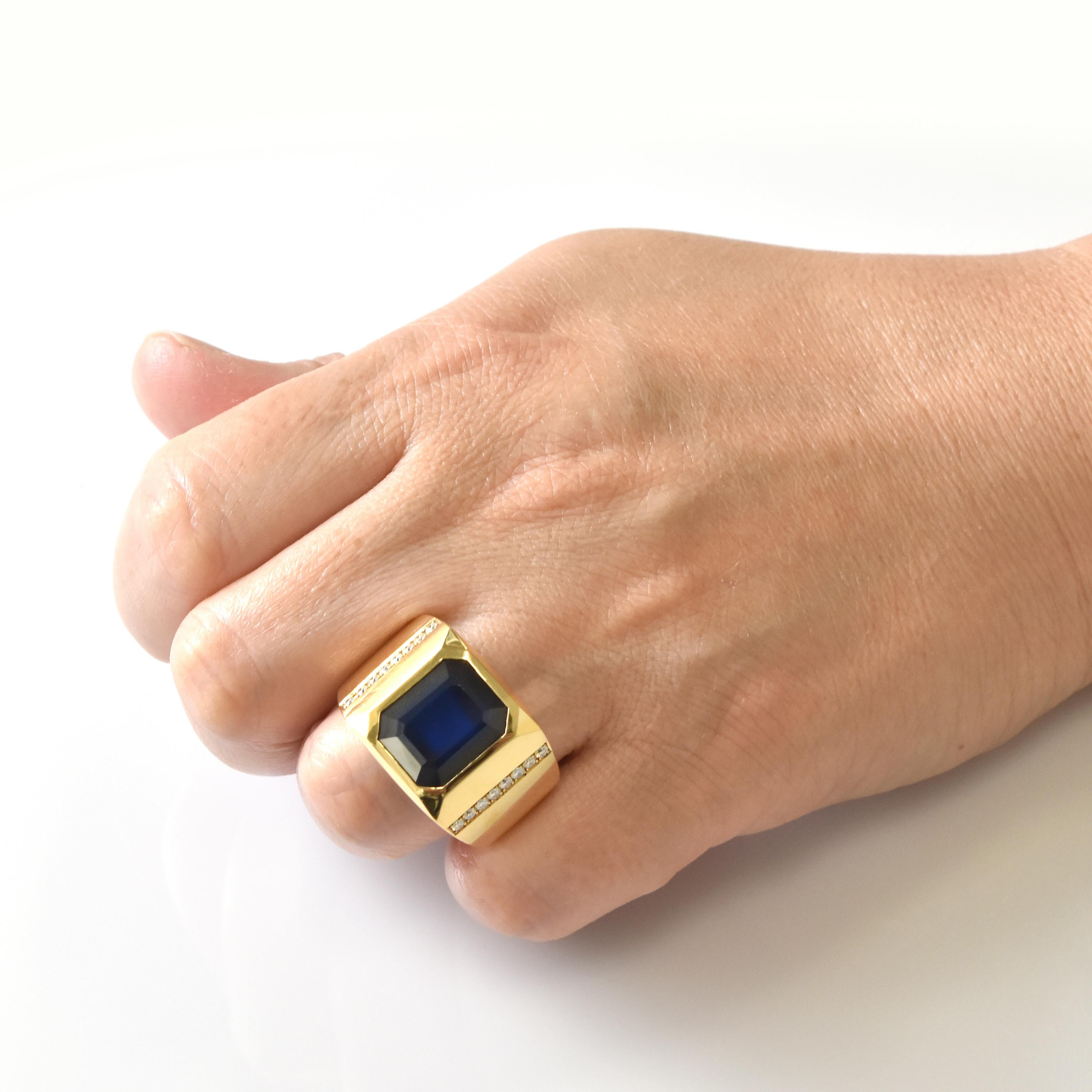 Octagon Cut 8.04 Carat Natural Blue Sapphire and Diamond Ring Made in 18 Karat Gold For Sale