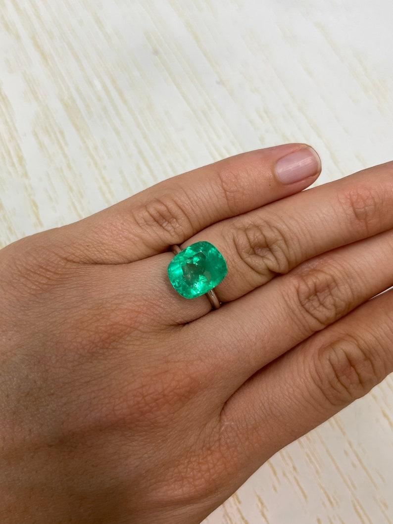 8.04 Carat Yellowish Green Colombian Emerald - Muzo Cushion Cut Genuine Gem For Sale 4