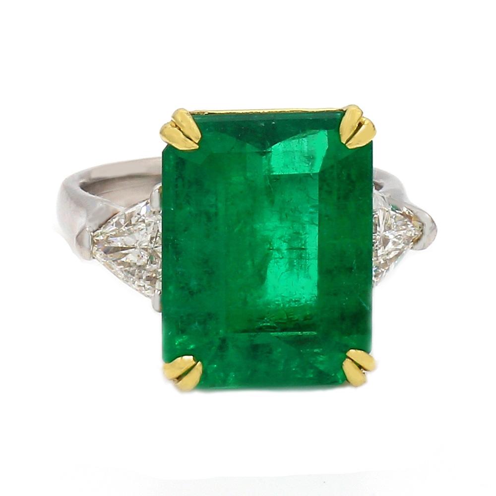 8,04ct Smaragdschliff Kolumbianischer Smaragd Ring im Zustand „Hervorragend“ im Angebot in Scottsdale, AZ