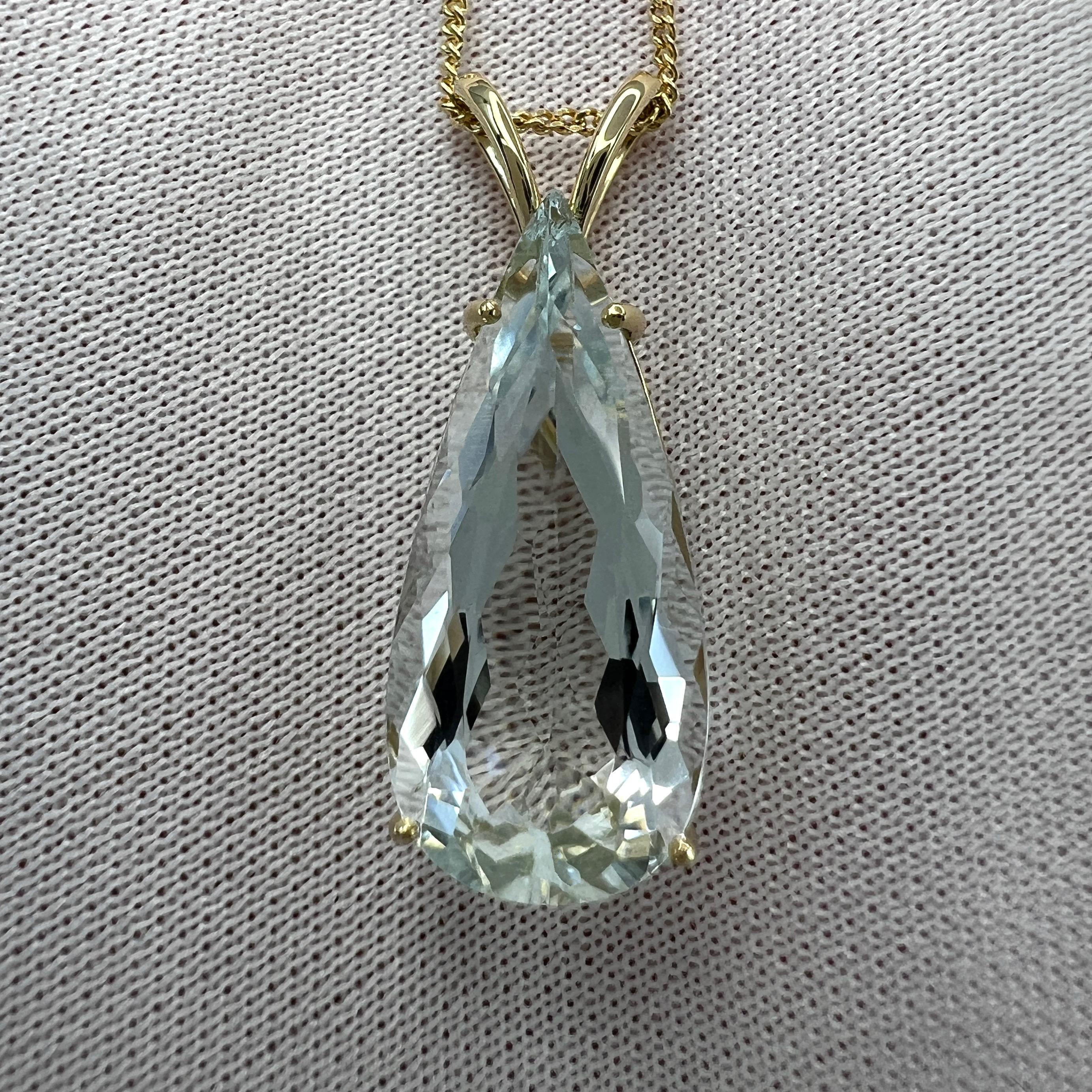 8.04ct Light Blue Aquamarine Pear Teardrop Cut 18k Yellow Gold Pendant Necklace In New Condition For Sale In Birmingham, GB